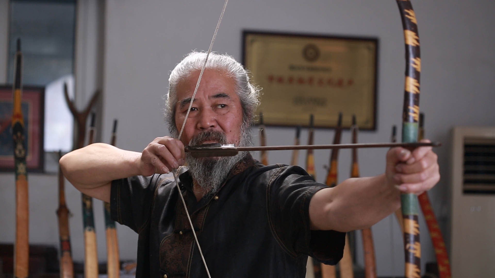 皇家弓箭制作技艺非遗传承人 杨福喜