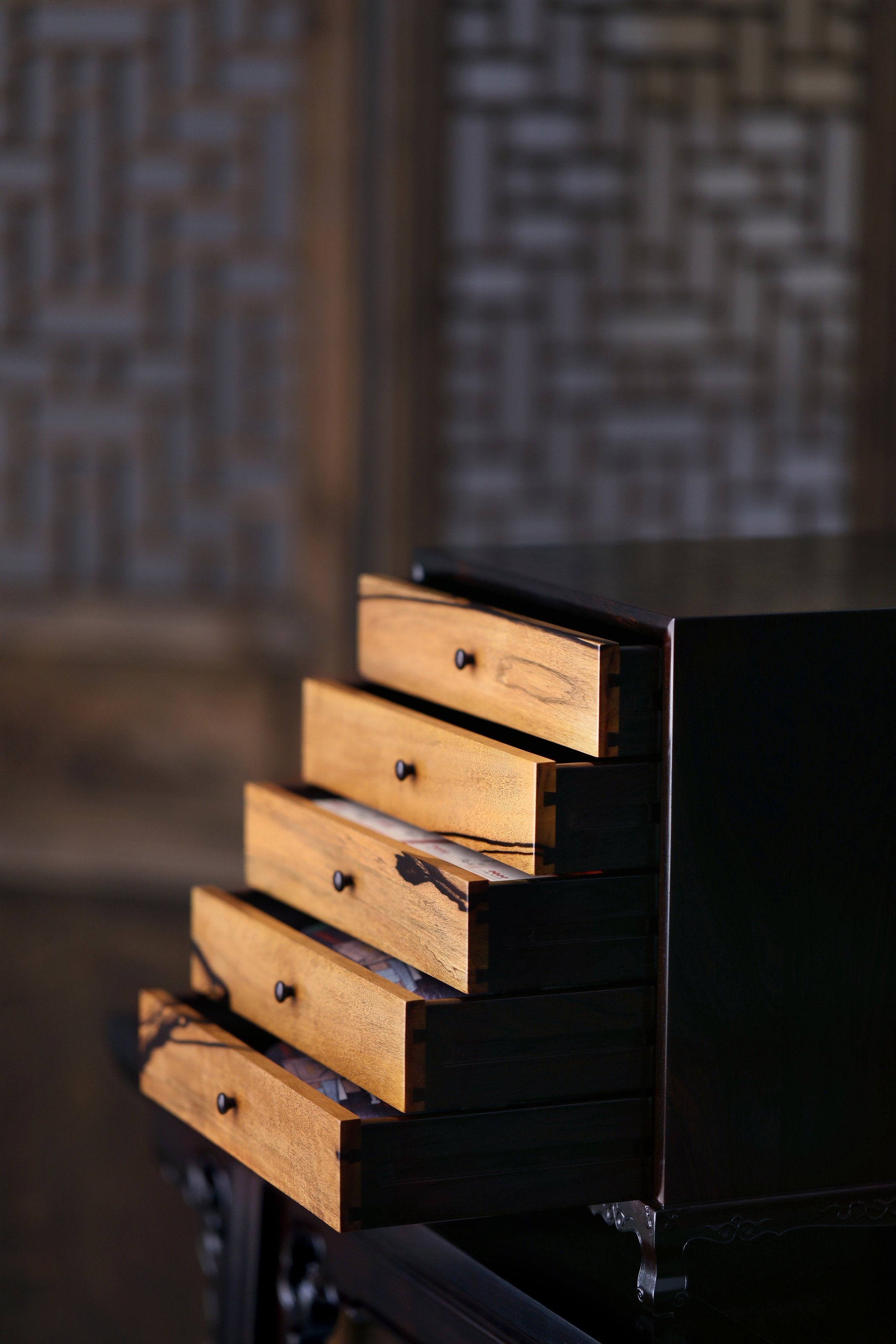 Purple sandalwood and black sandalwood sideboard for five-tiered tea set