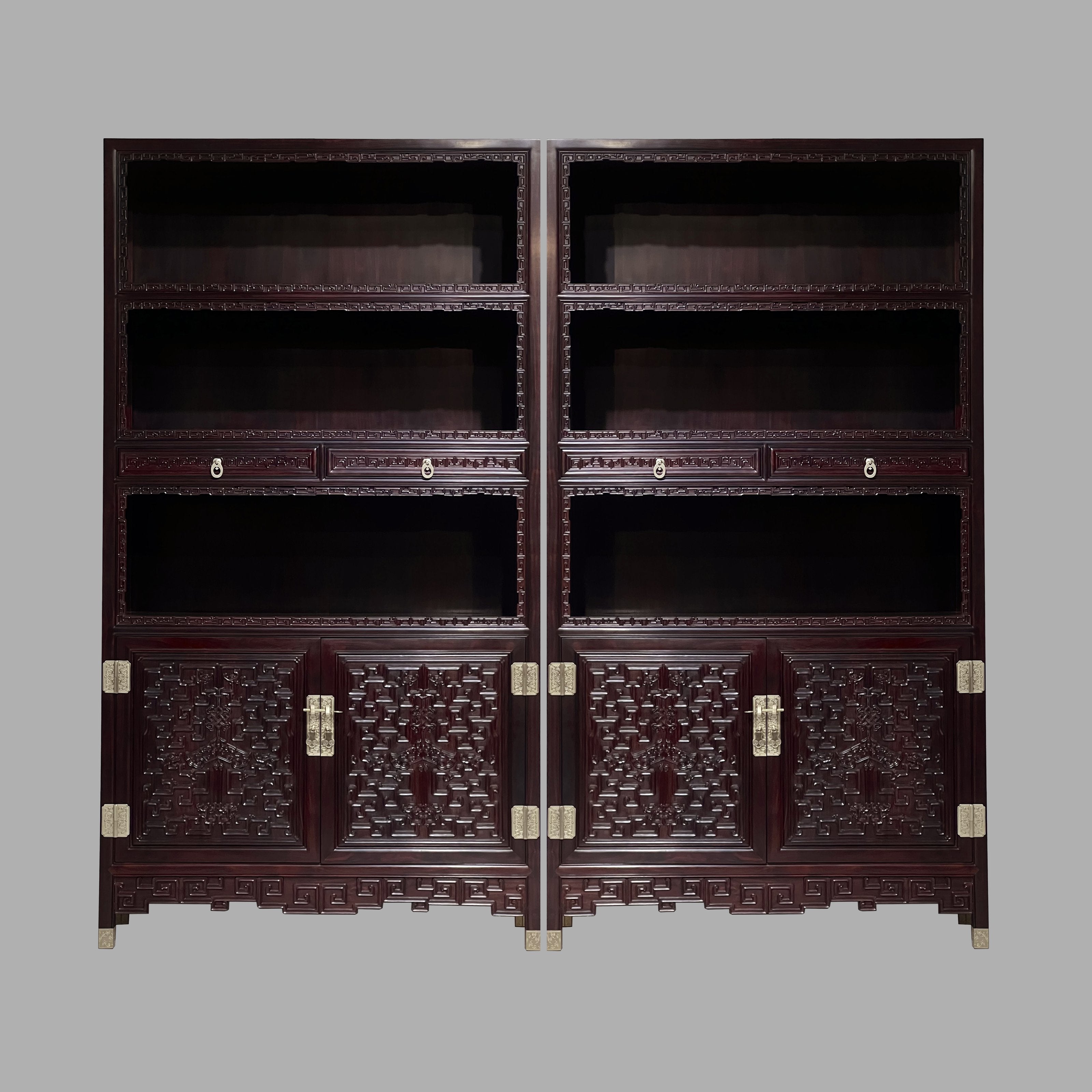 Bookcase with dragon/passionflower pattern and rim