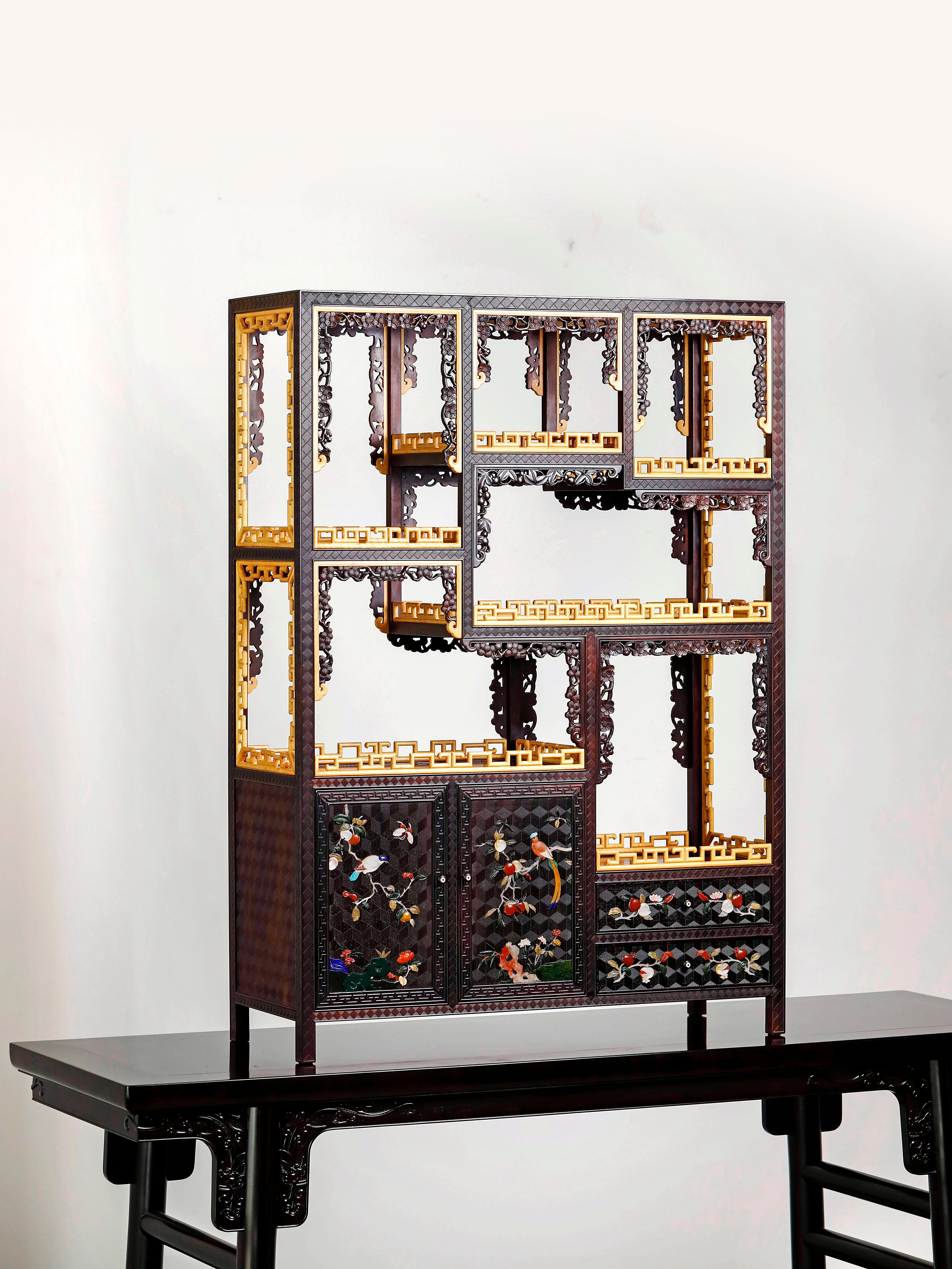 Small-leaf sandalwood inlaid table with antique display shelf