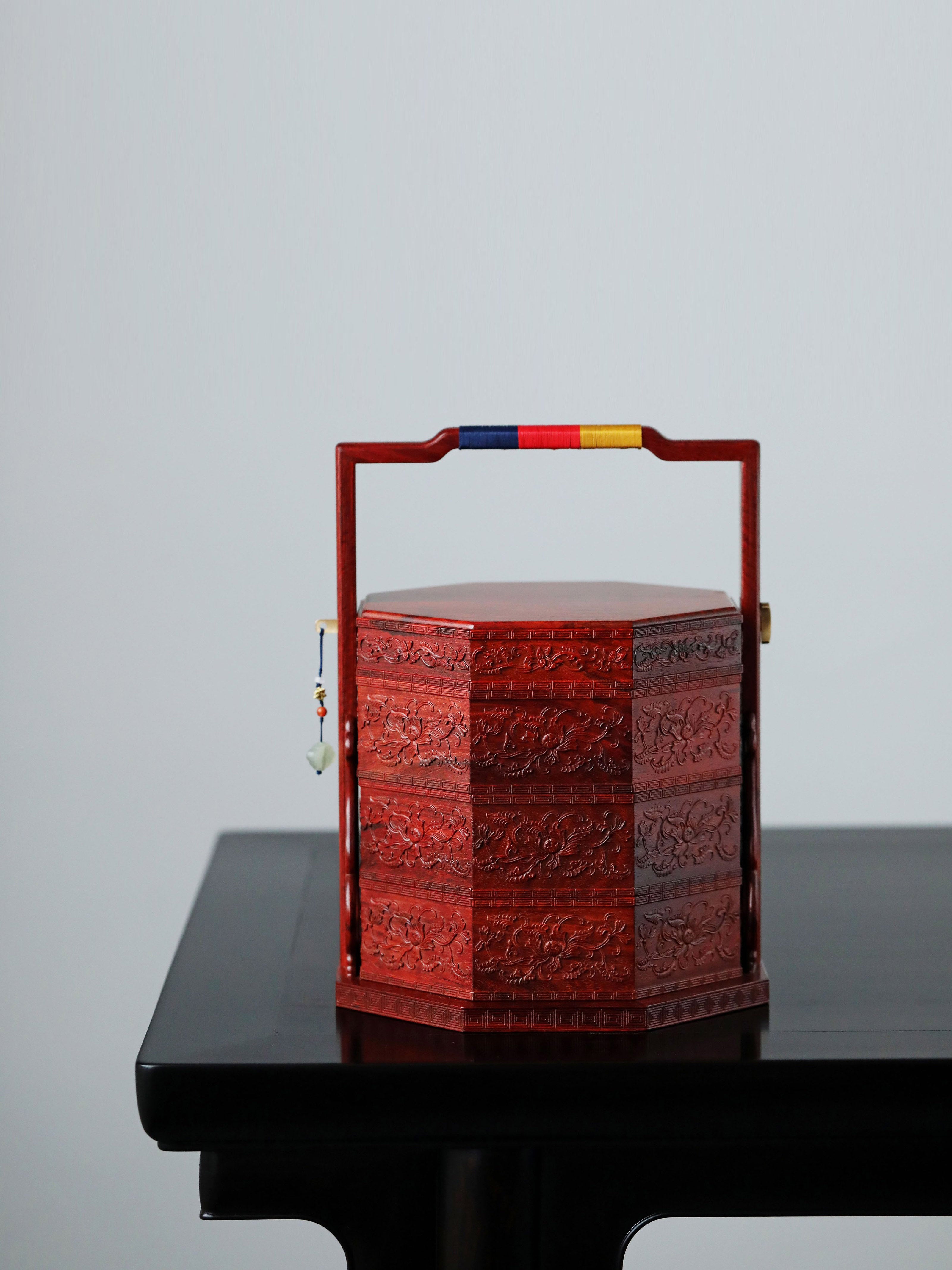 Small-leaf sandalwood carved octagonal box with passionflower design