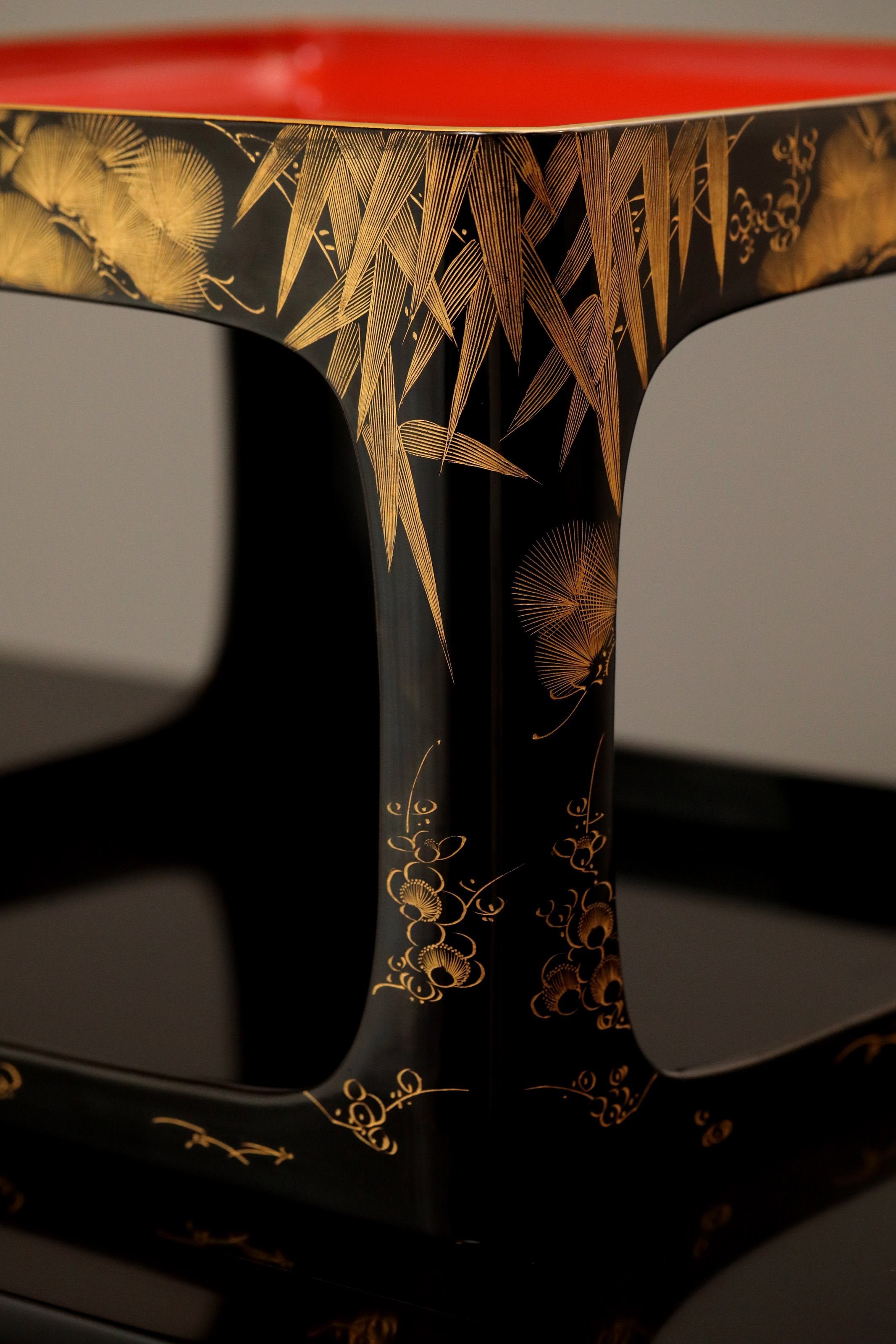 A large lacquer teahouse in Wajima, Japan, dating back to the Meiji period.