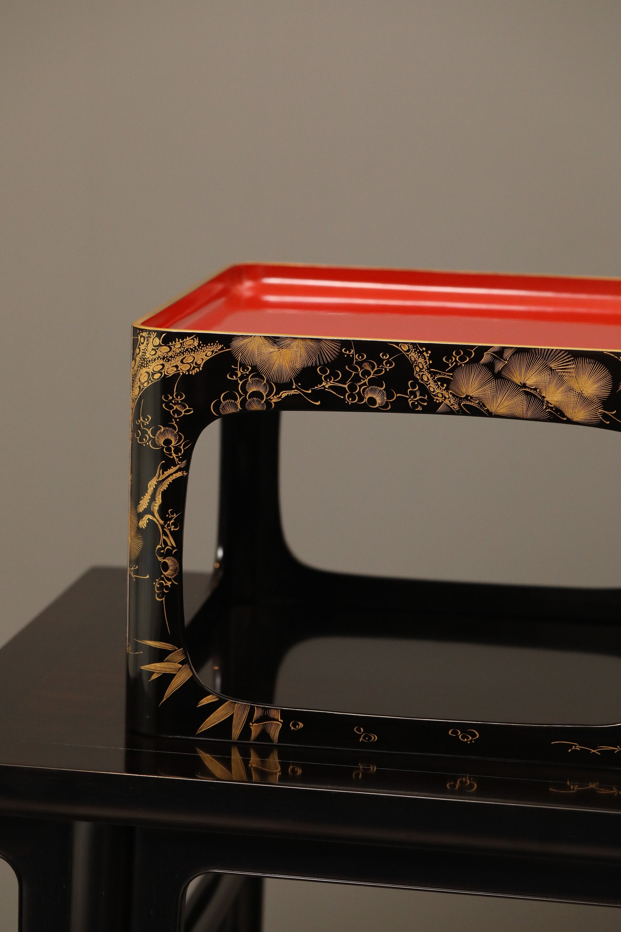 A large lacquer teahouse in Wajima, Japan, dating back to the Meiji period.