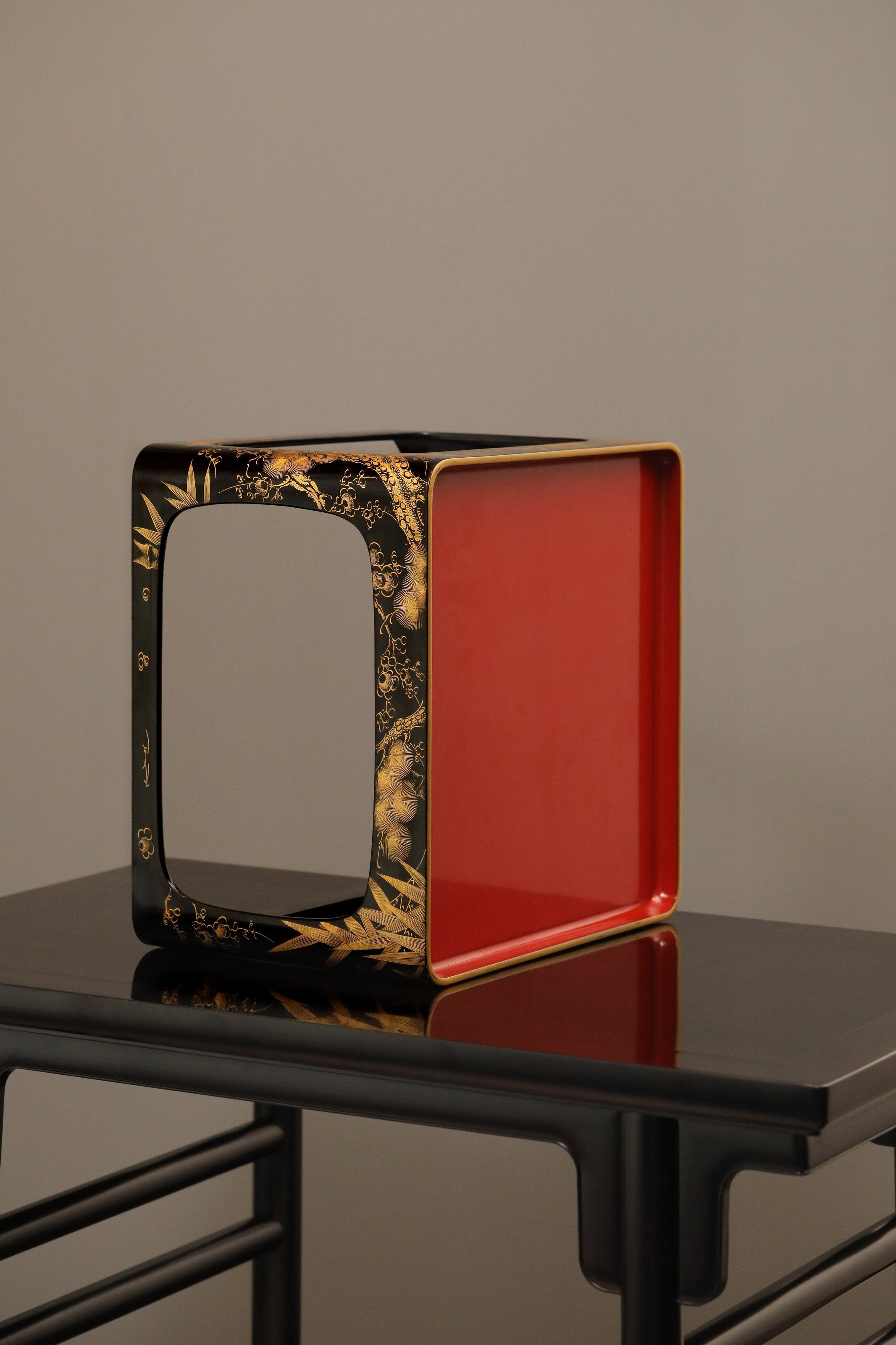 A large lacquer teahouse in Wajima, Japan, dating back to the Meiji period.