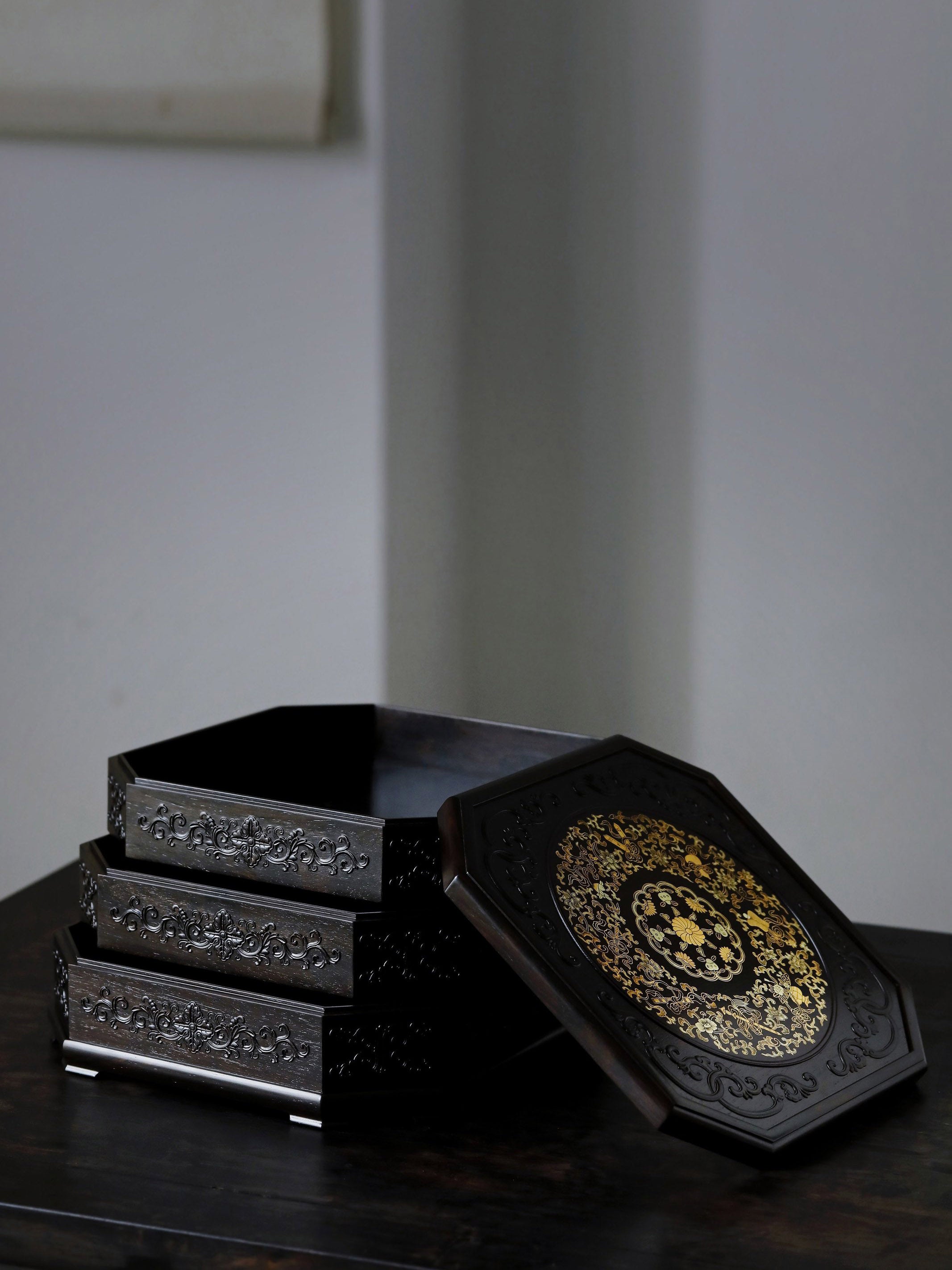 Purple sandalwood gilded auspicious eight treasures three-tiered octagonal tea box