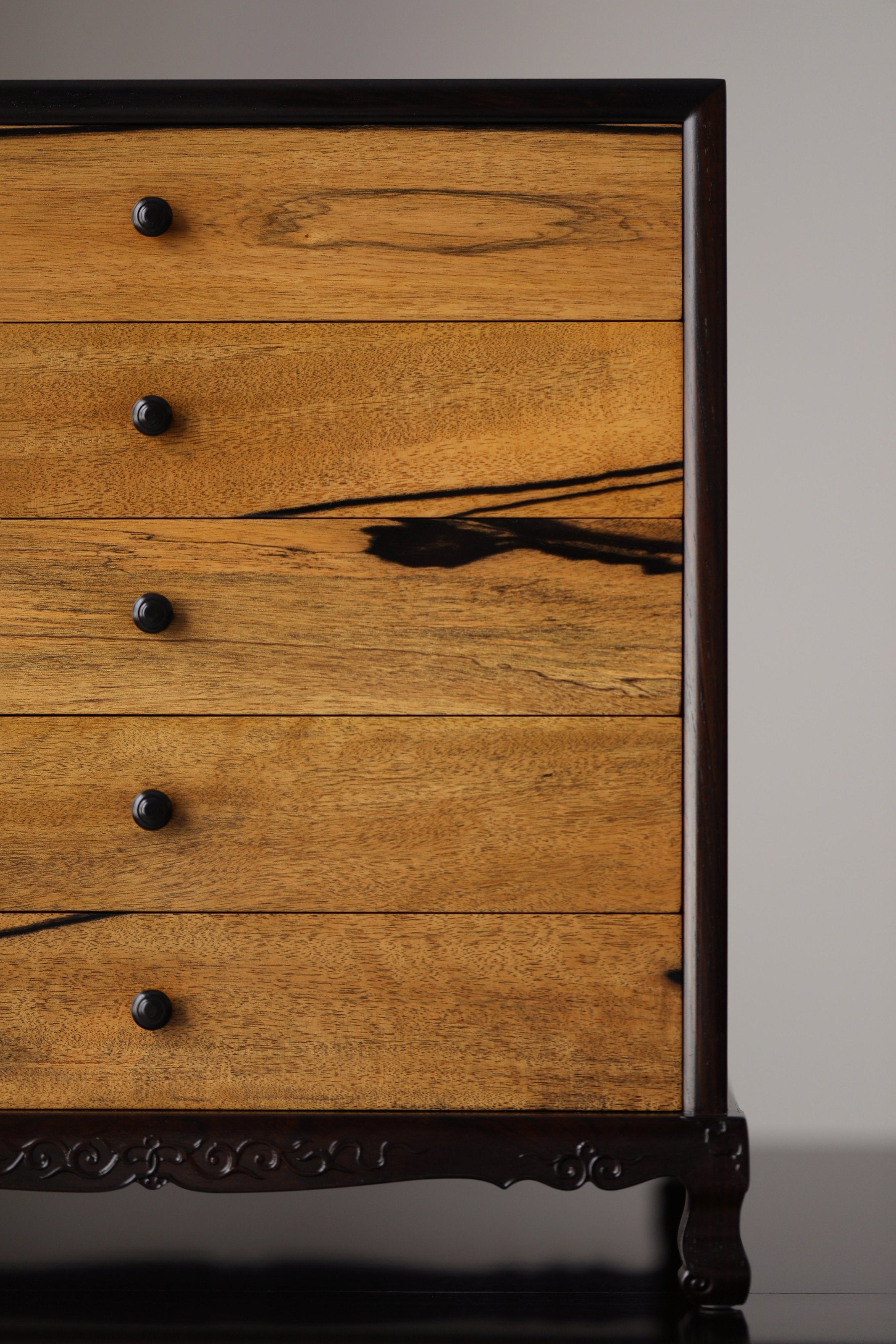 Purple sandalwood and black sandalwood sideboard for five-tiered tea set