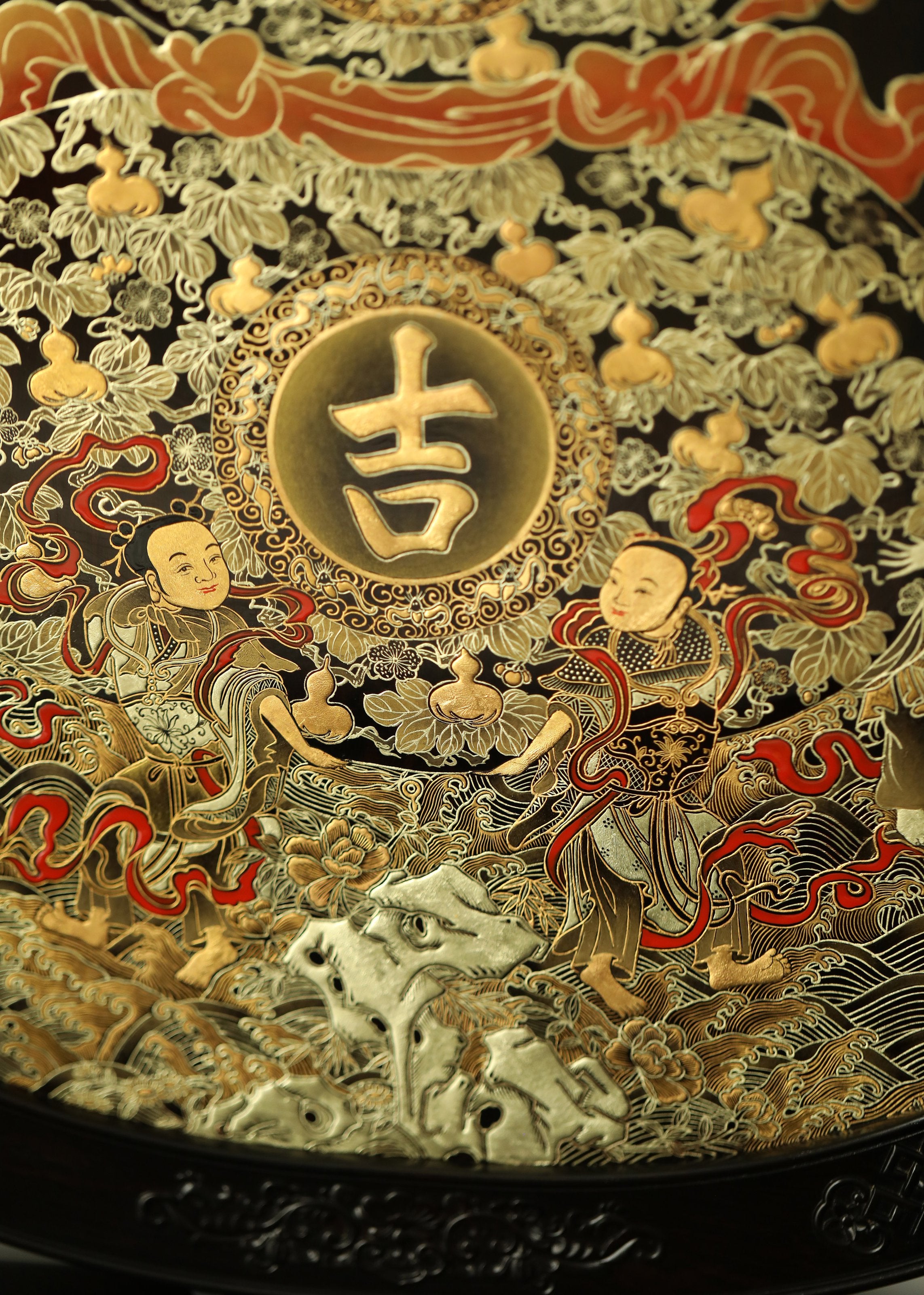 Purple sandalwood gilt auspicious vase flower hanging screen