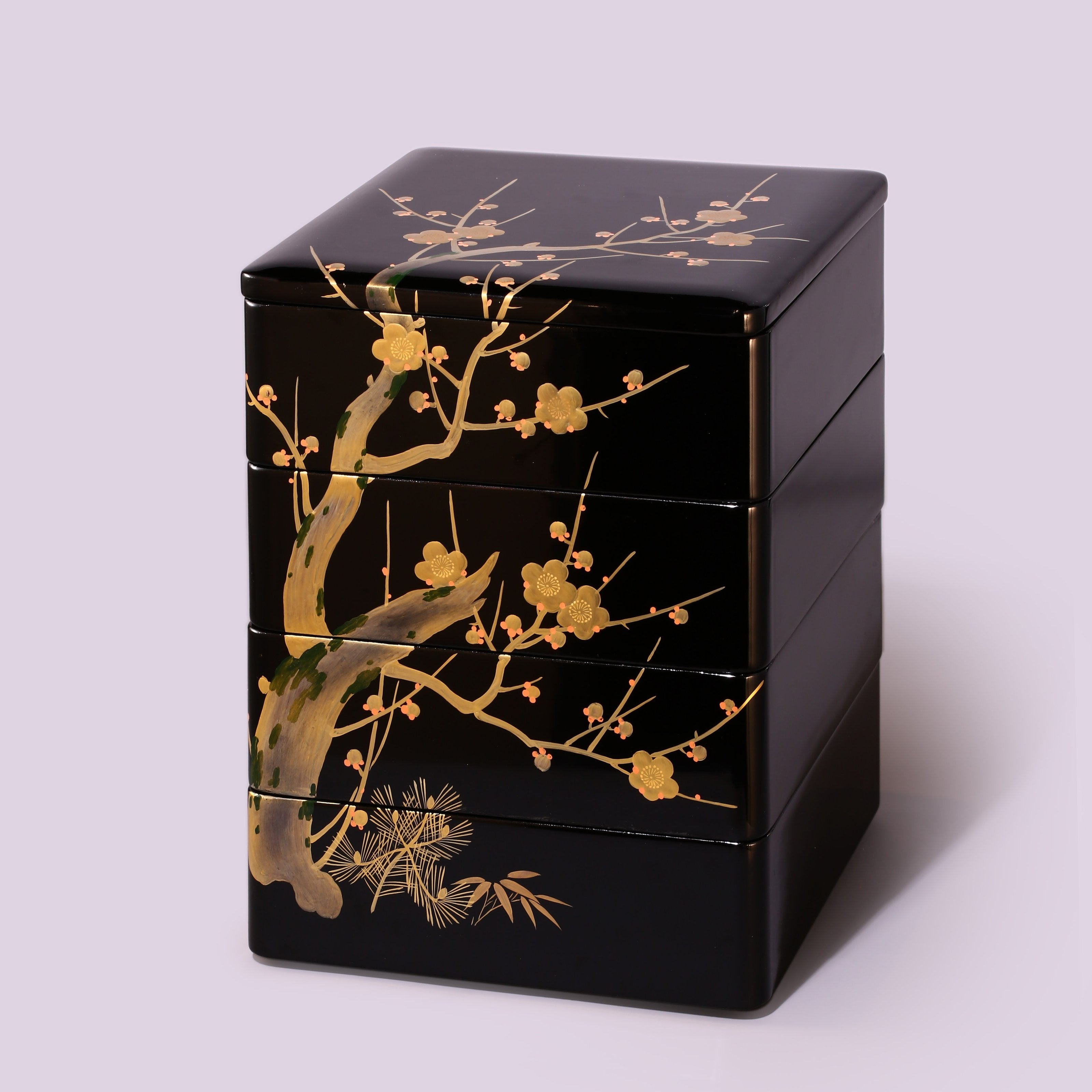 Japanese "Braving Snow and Frost" Lacquerware Box