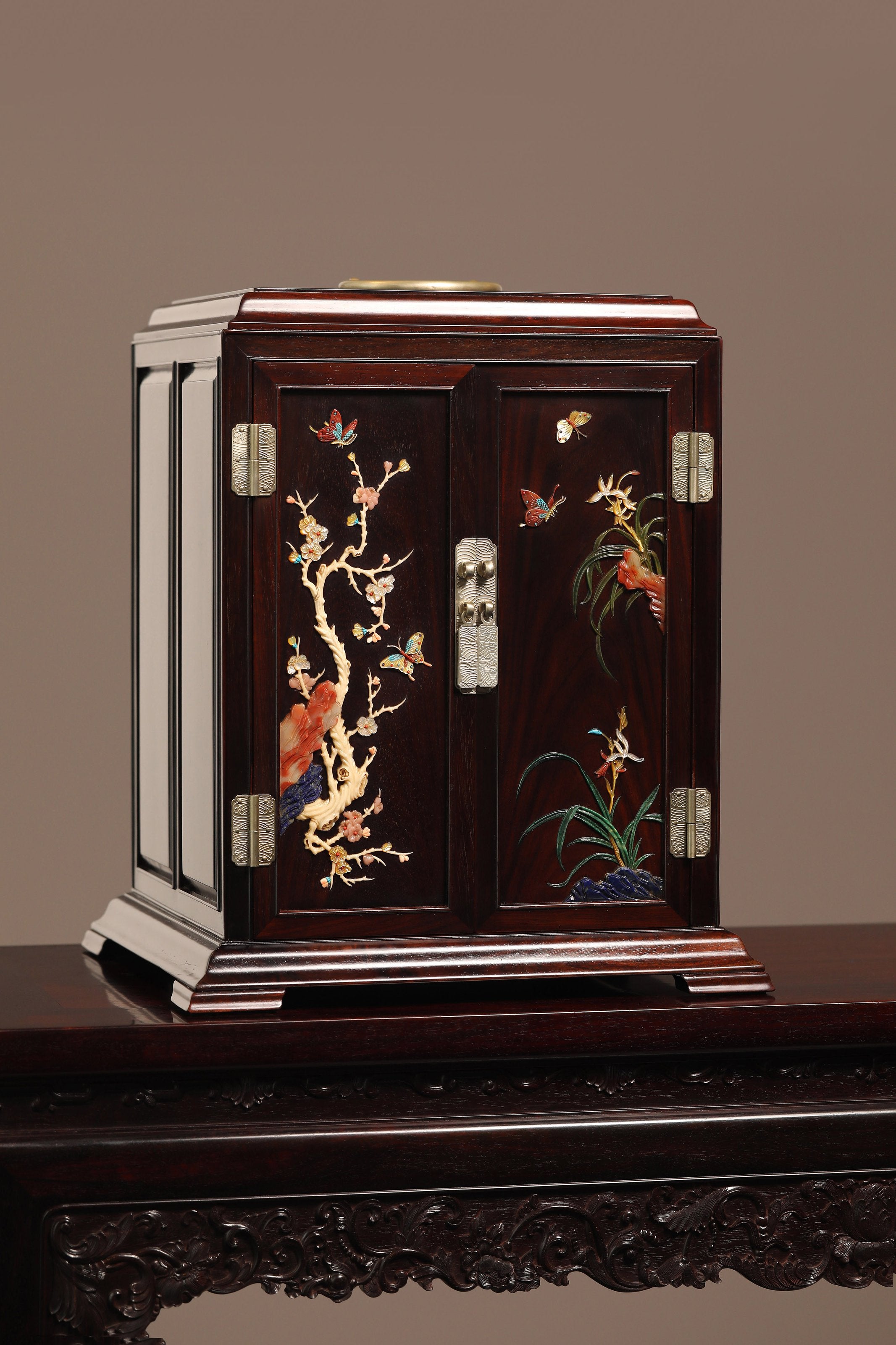 Rosewood Tea Cabinet Inlaid with Treasures and Double Purity Design
