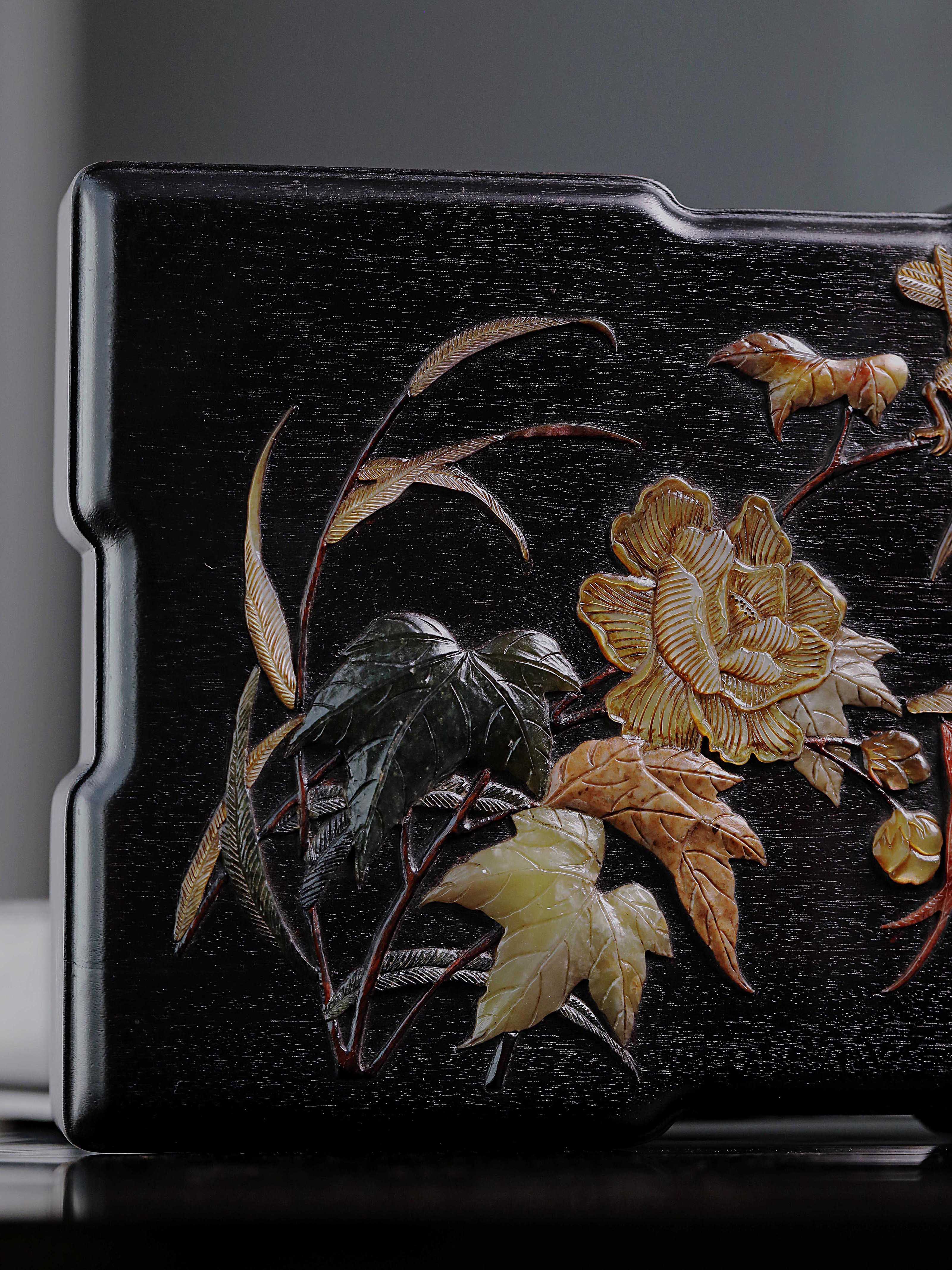 Purple sandalwood stationery box inlaid with floral and bird patterns