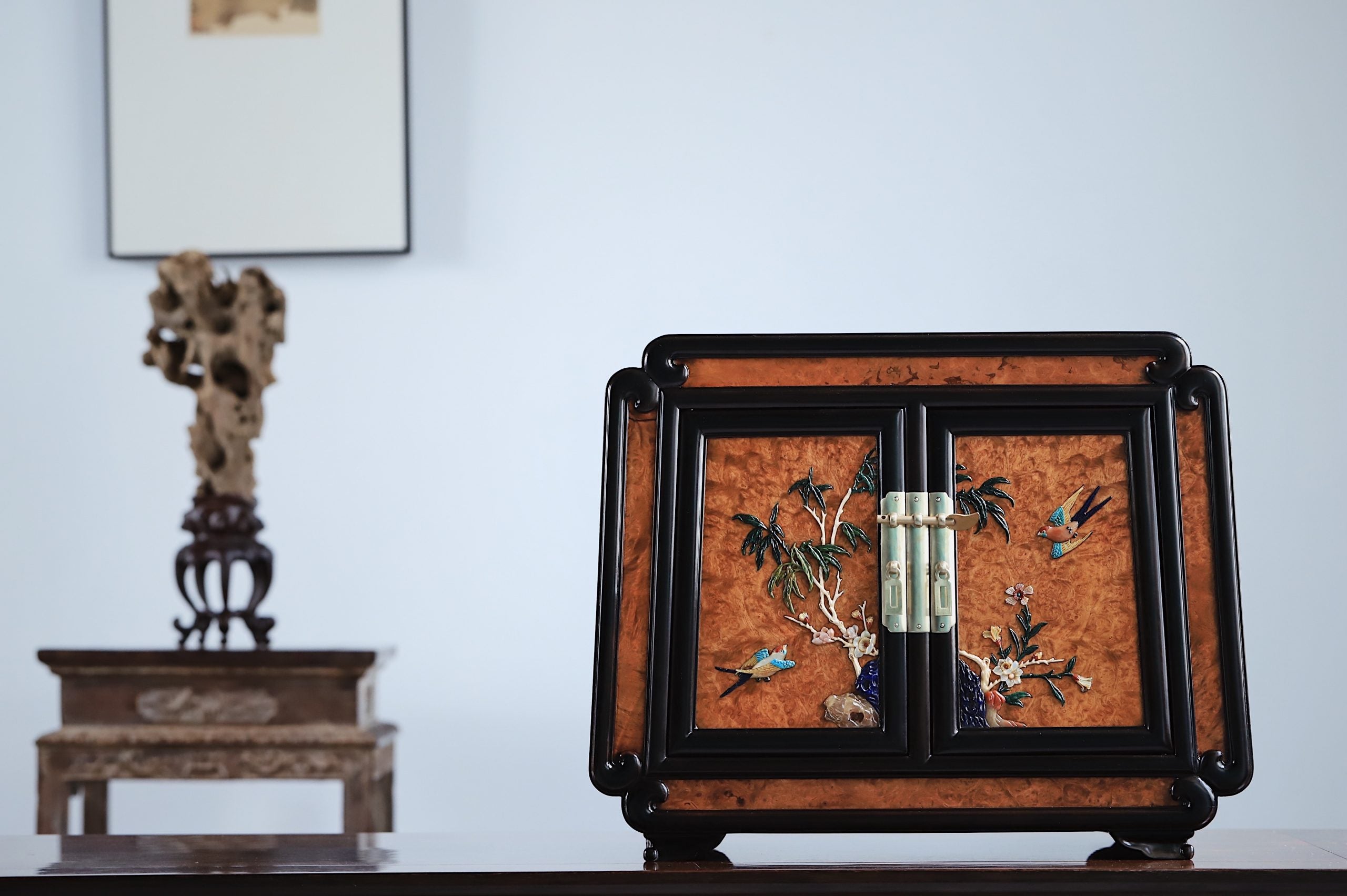 Burl Wood Inlaid Treasure Tea Box with Flowers and Birds