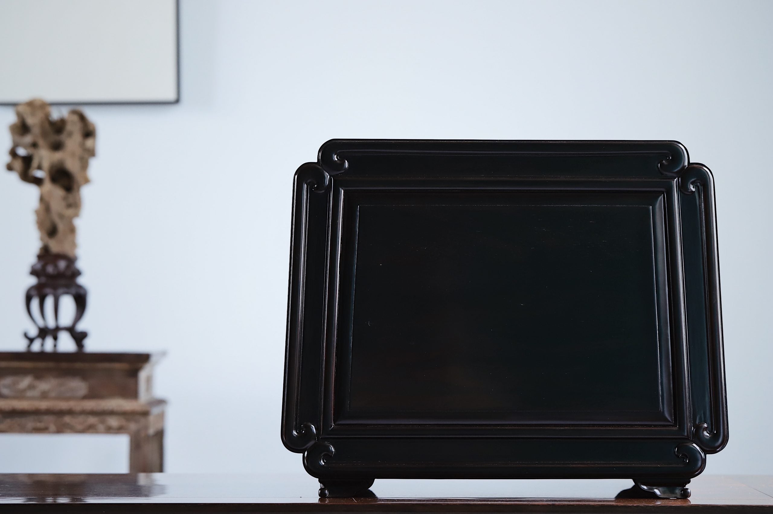 Burl Wood Inlaid Treasure Tea Box with Flowers and Birds