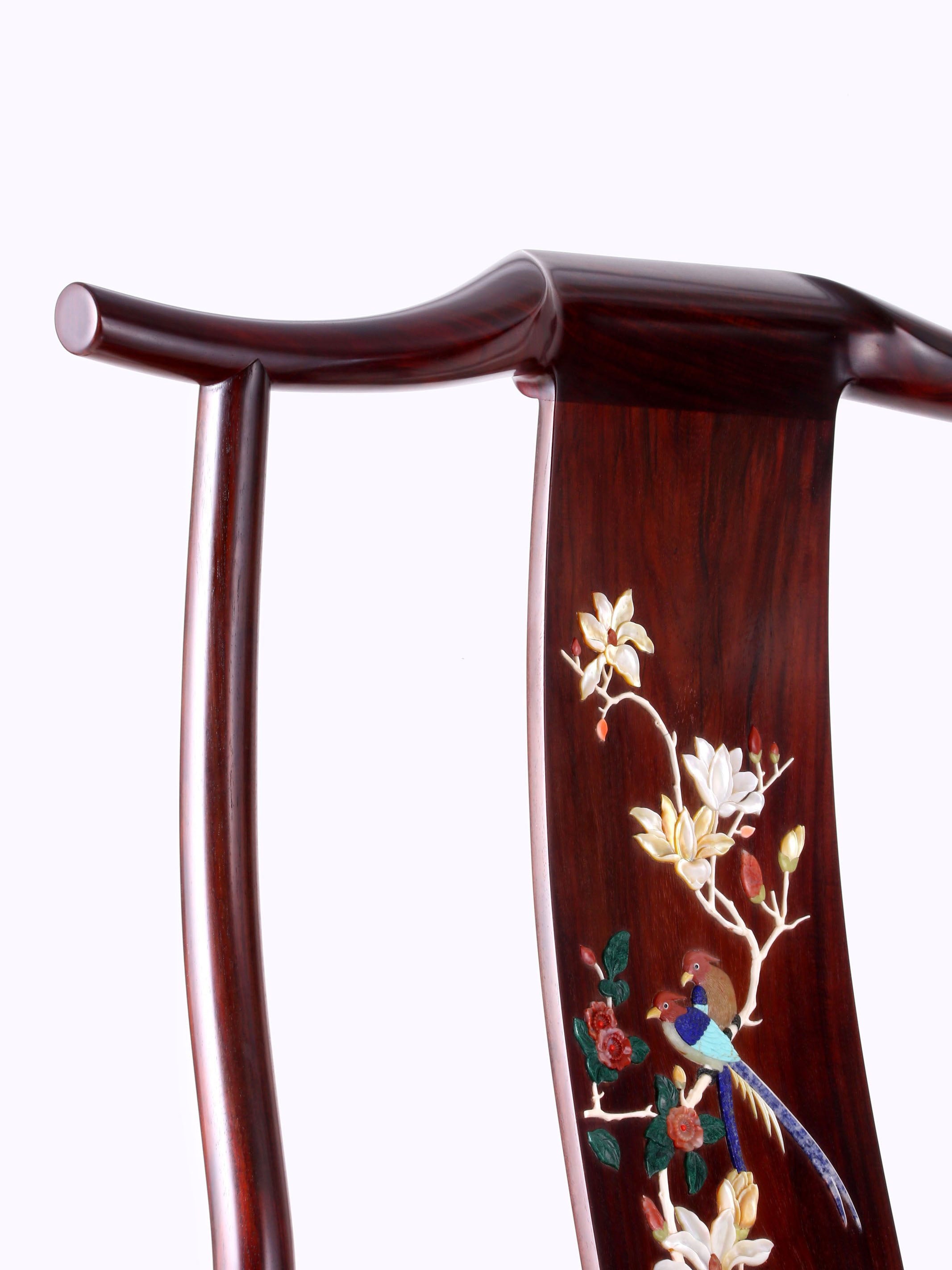 Inlaid Four-Out-of-the-Head Official Hat Chair