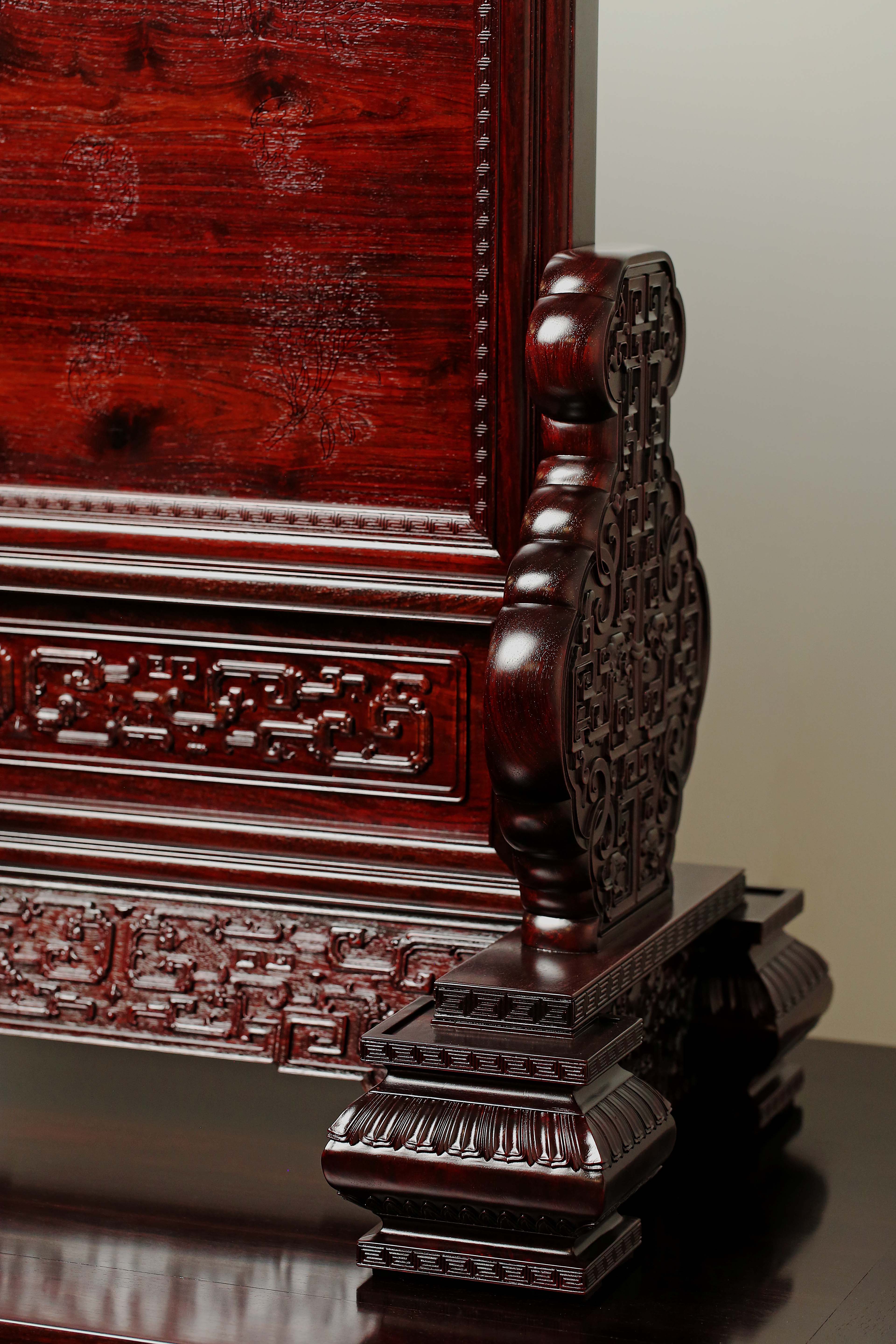 Extra Large Insert Screen with Hundred Birds Inlaid with Treasures