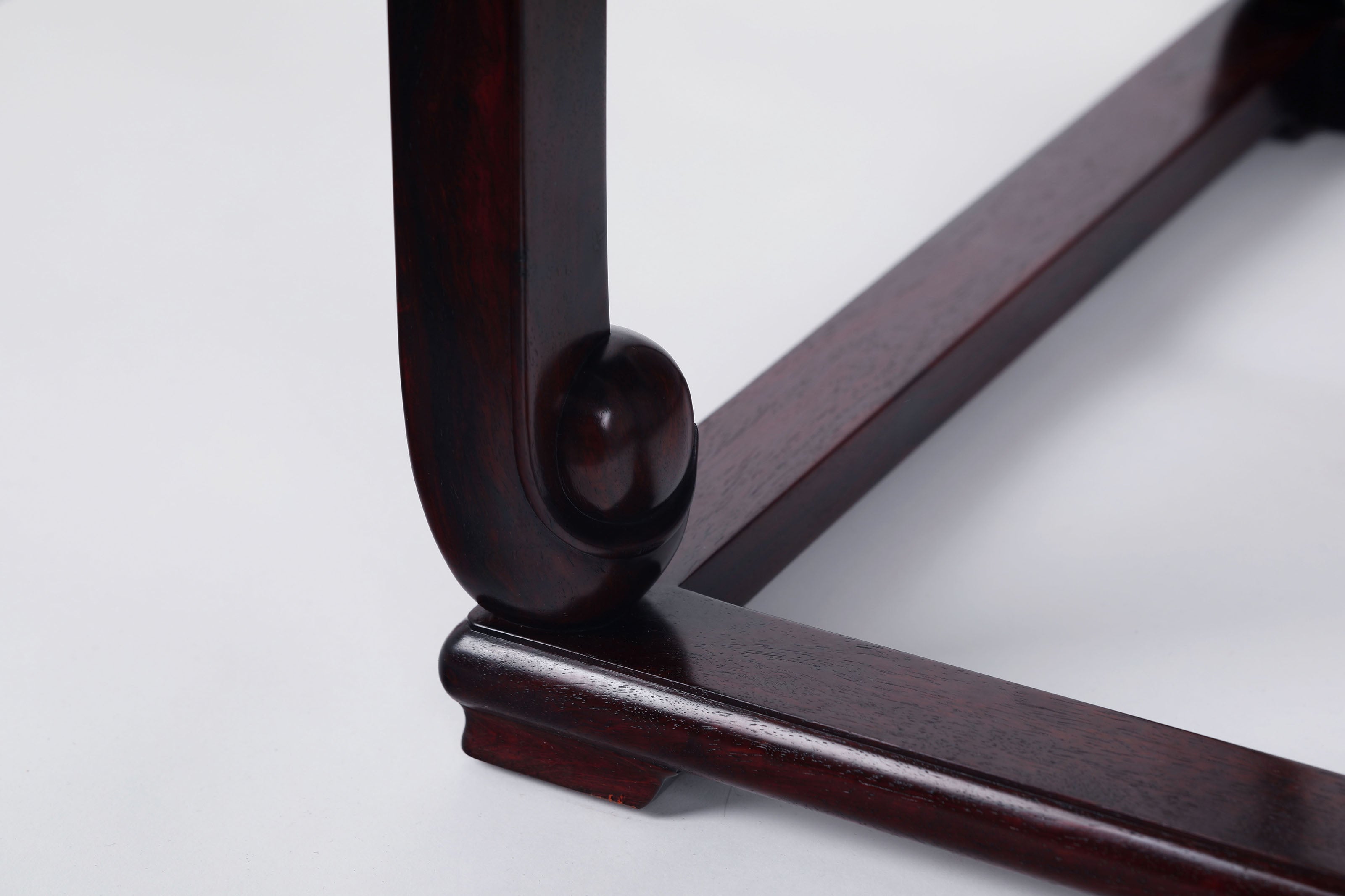 Hidden Eight Immortals Pattern Flower Stand