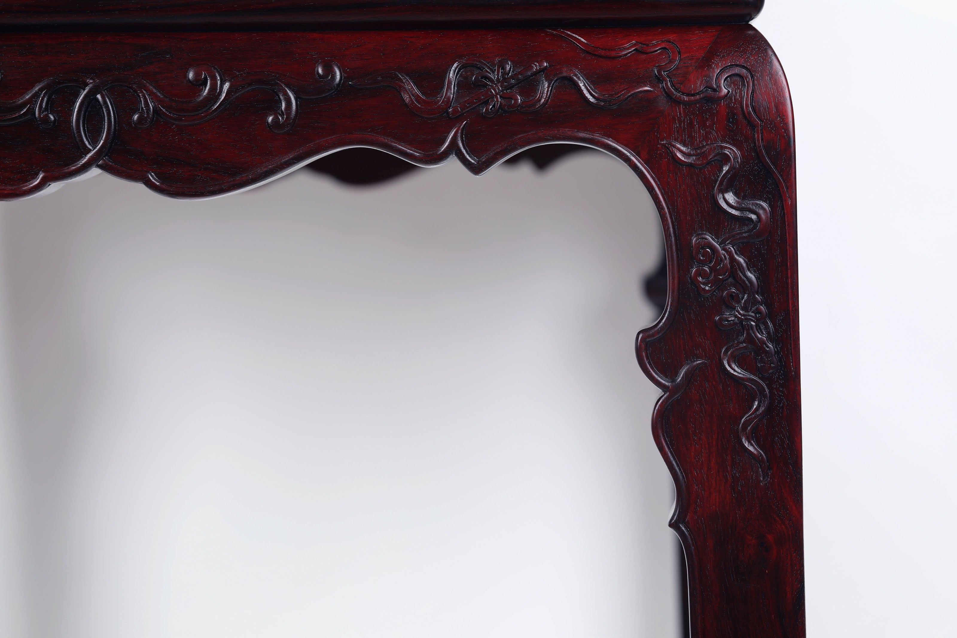 Hidden Eight Immortals Pattern Flower Stand