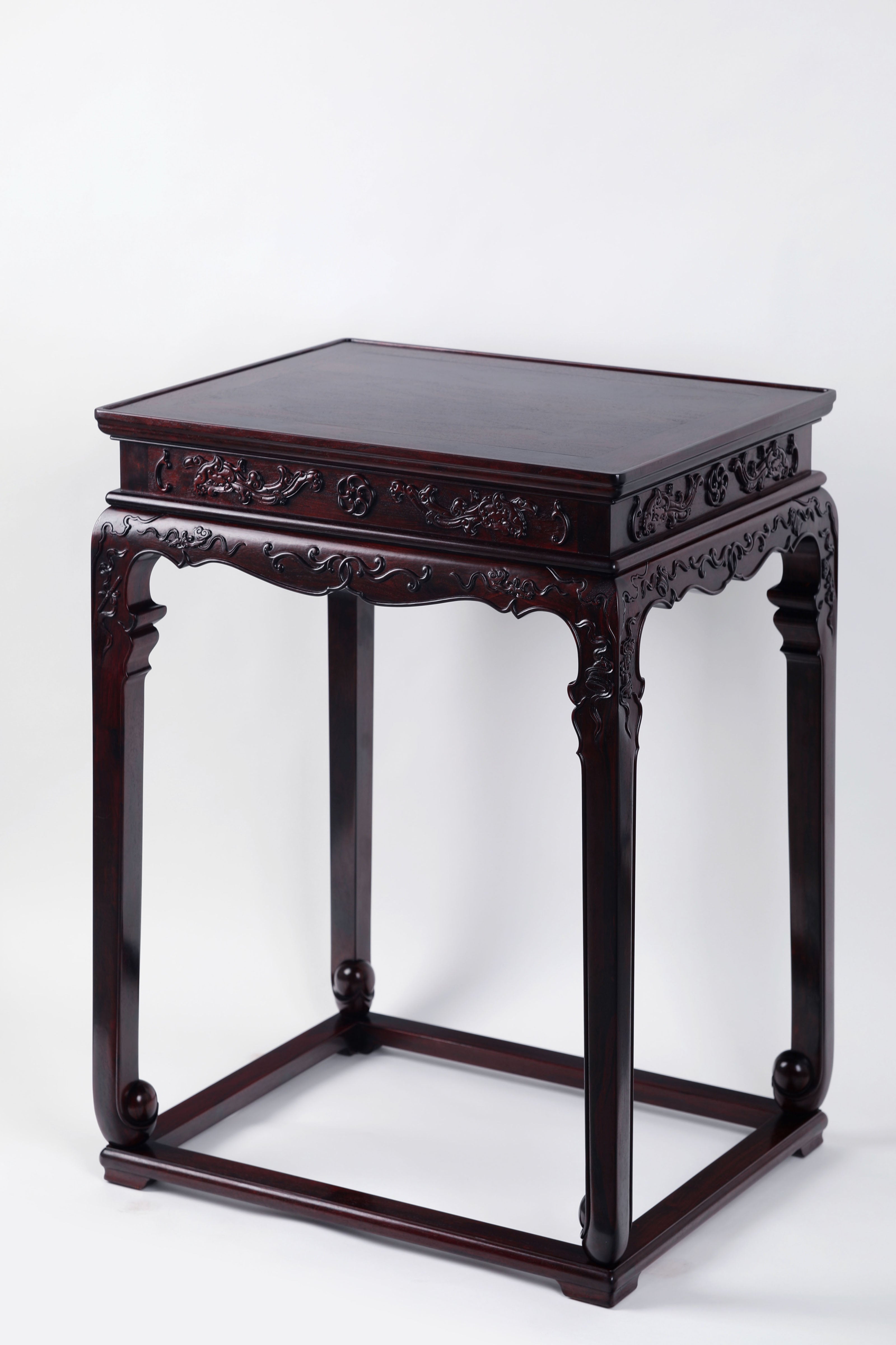 Hidden Eight Immortals Pattern Flower Stand