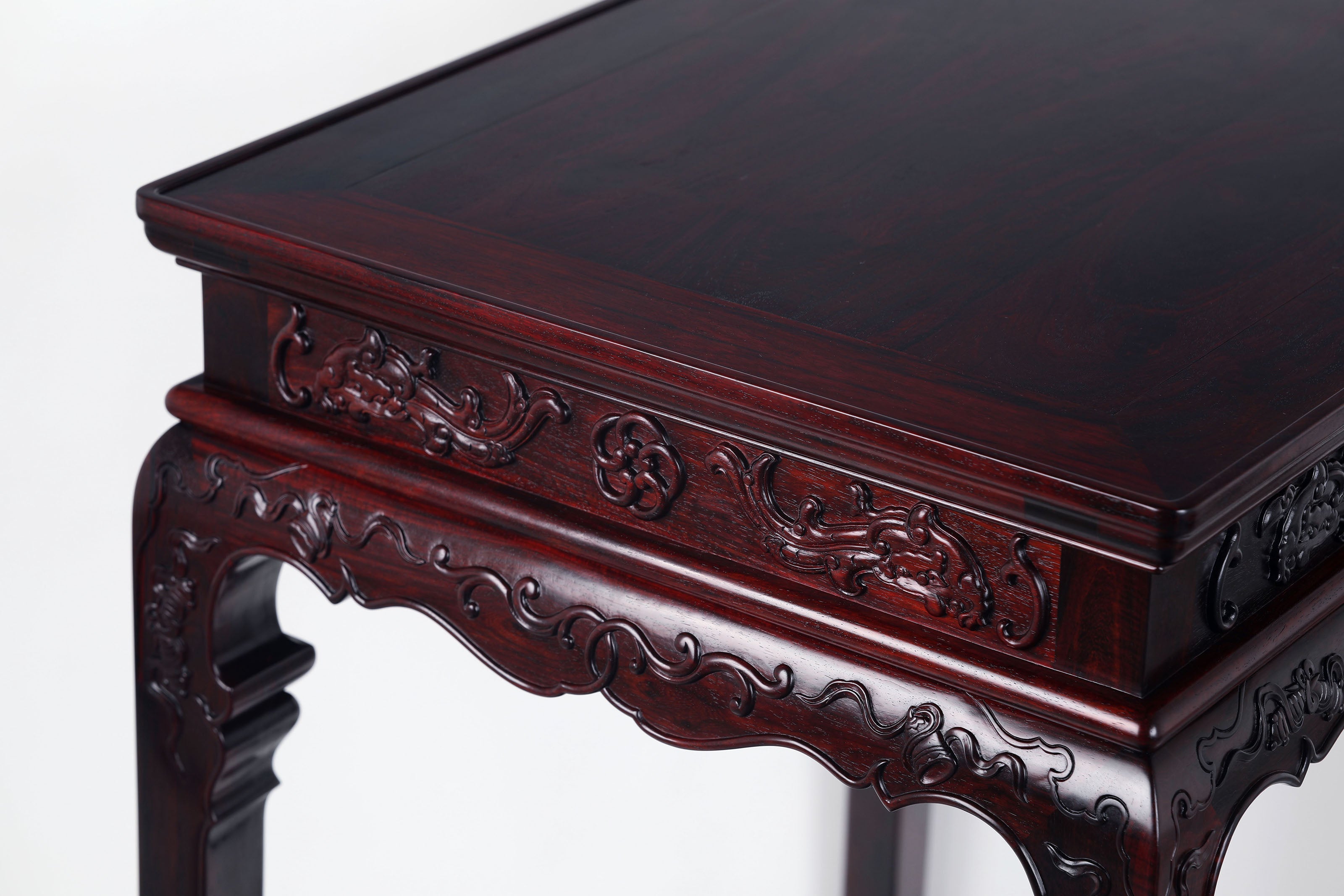 Hidden Eight Immortals Pattern Flower Stand