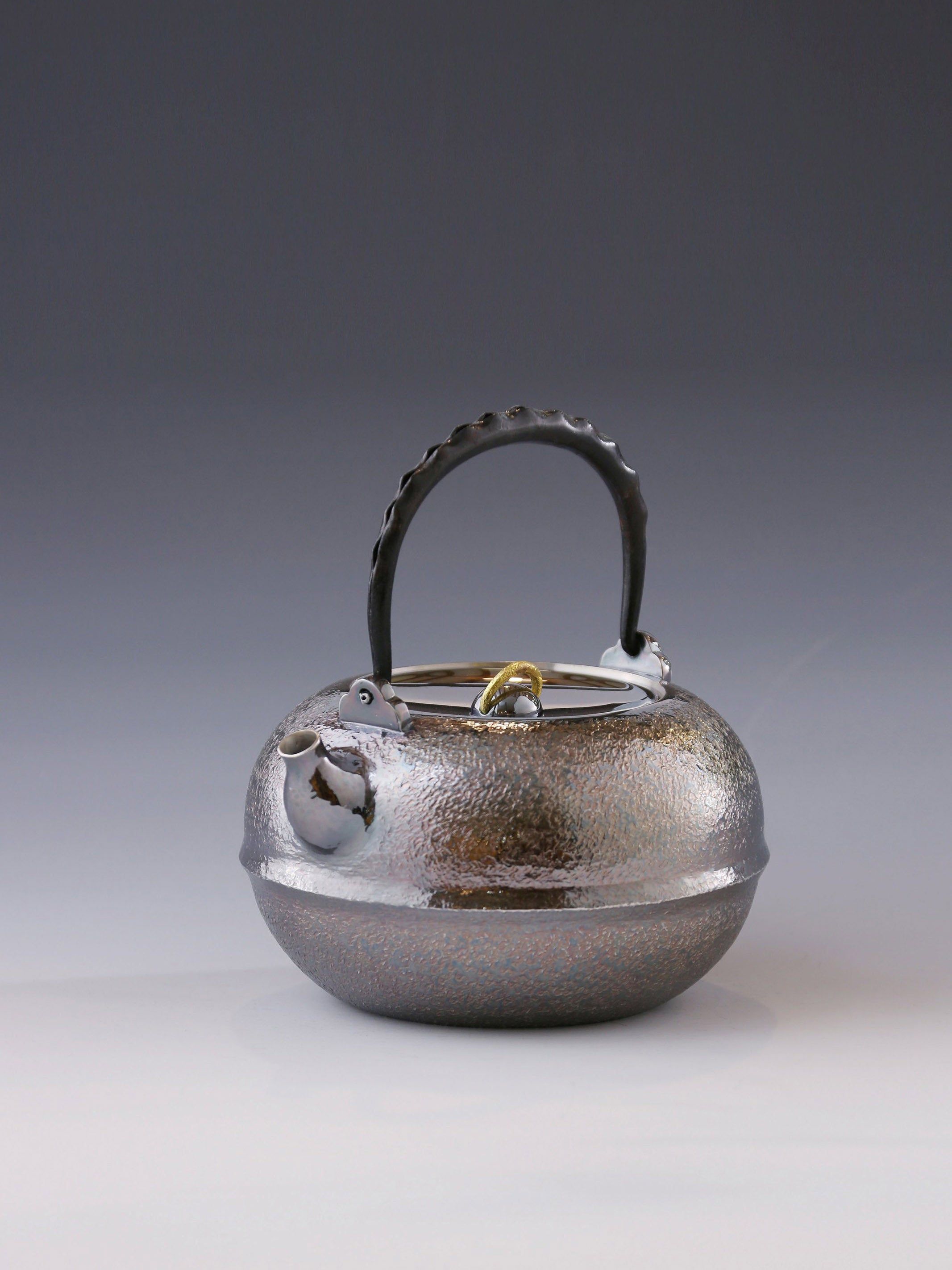 Kitamura Kim's waistline