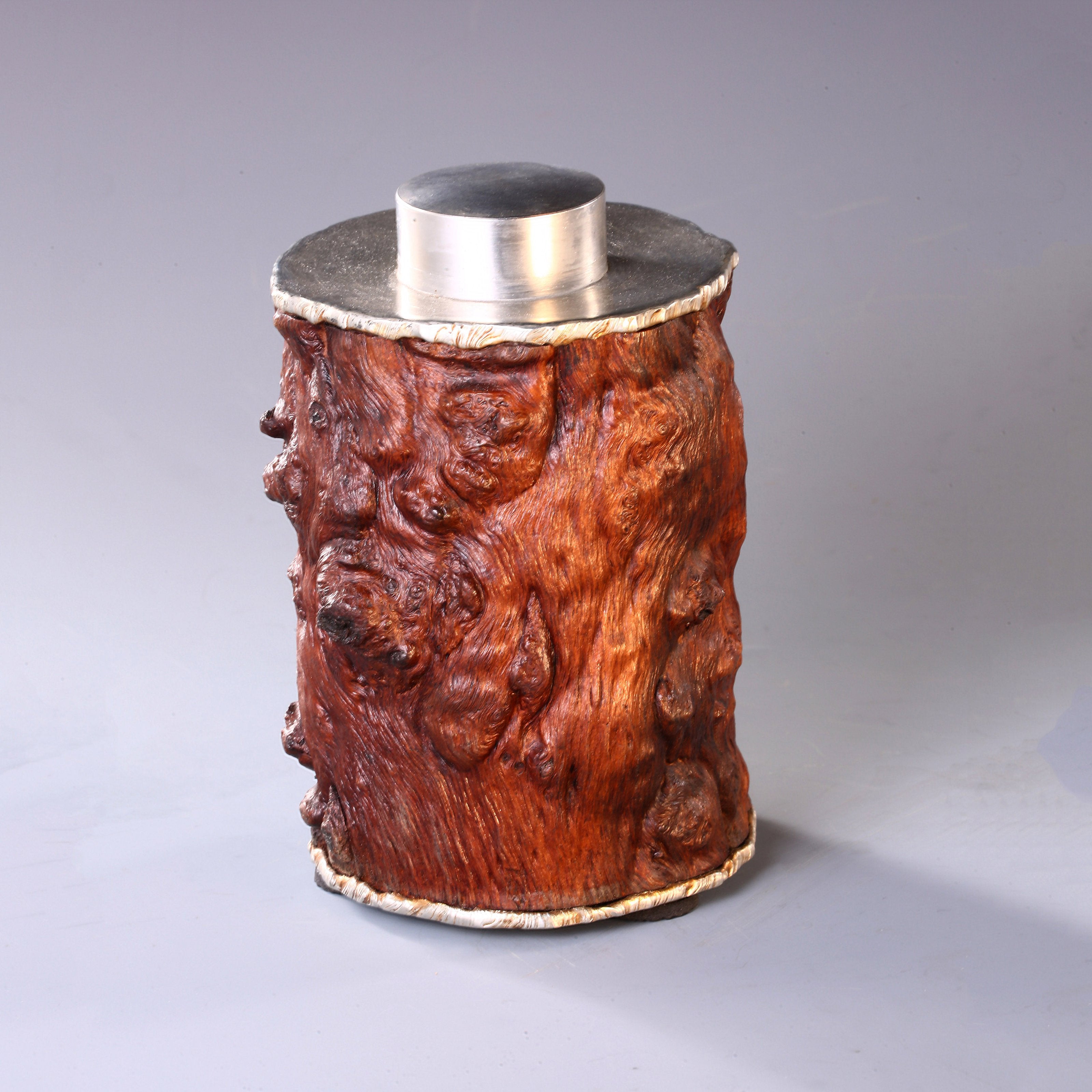 Benguzhi Rongxi carved wood tea canister