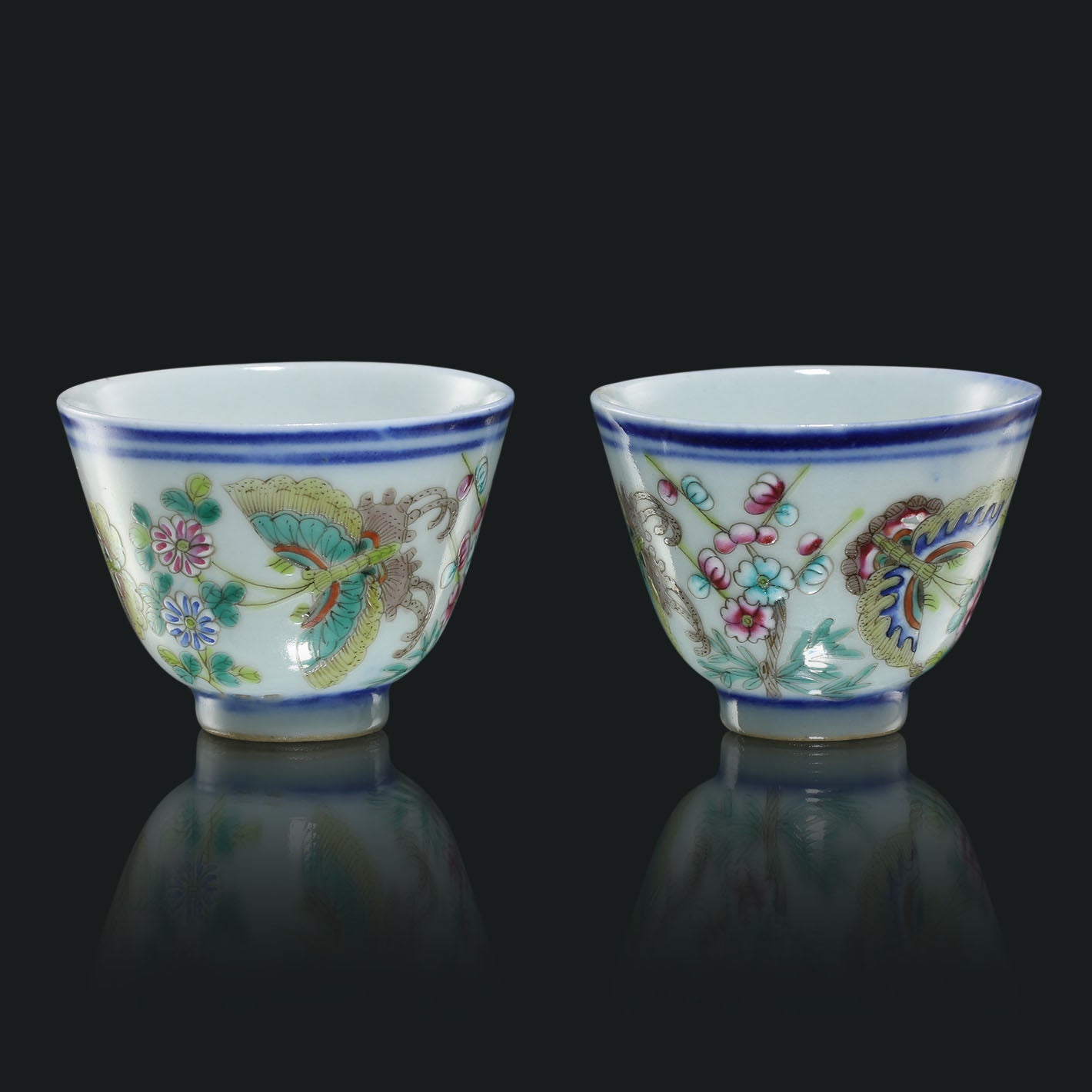 Double Flying Together / Blessed with Longevity and Happiness / Peach Blossoms in Full Bloom Doucai Cup