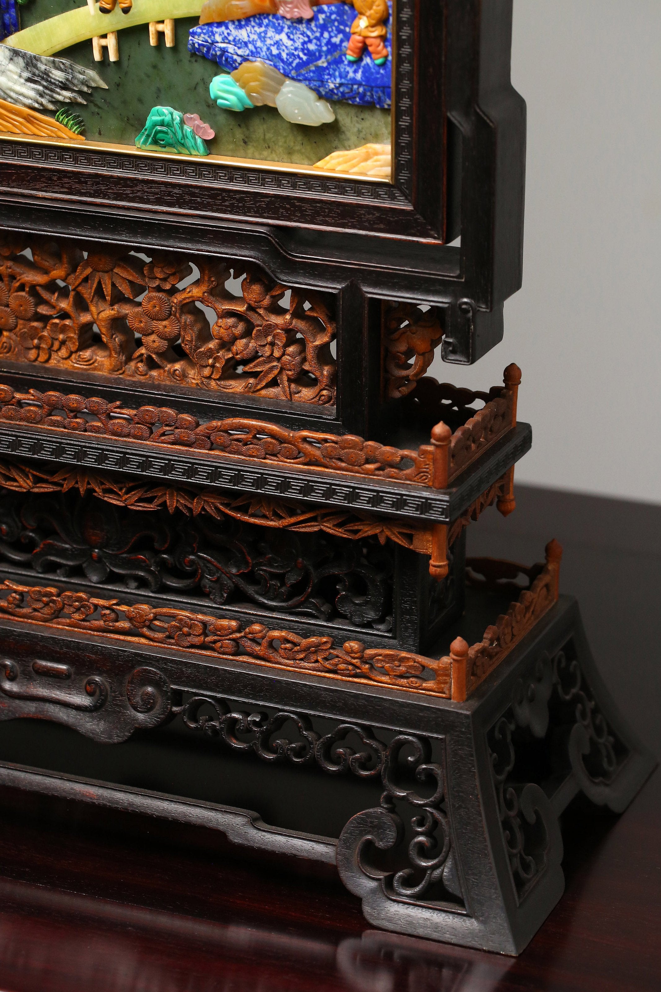 Jade Inlaid Gemstone Antique Gilded Screen