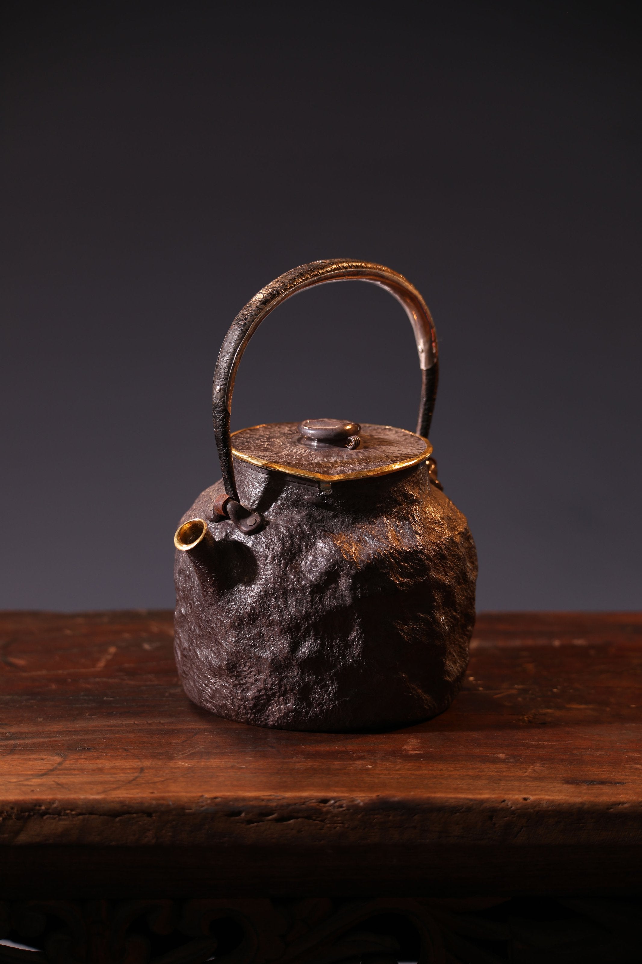 Strange silence, pure silver plated with gold