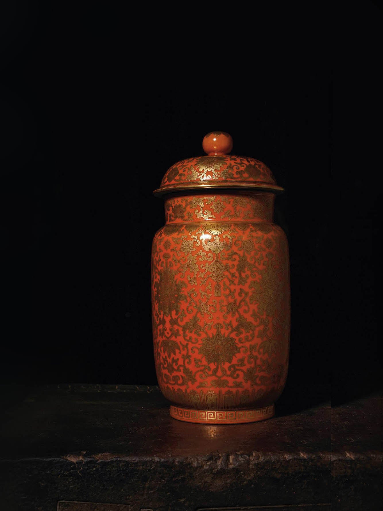 Iron-red tea warehouse