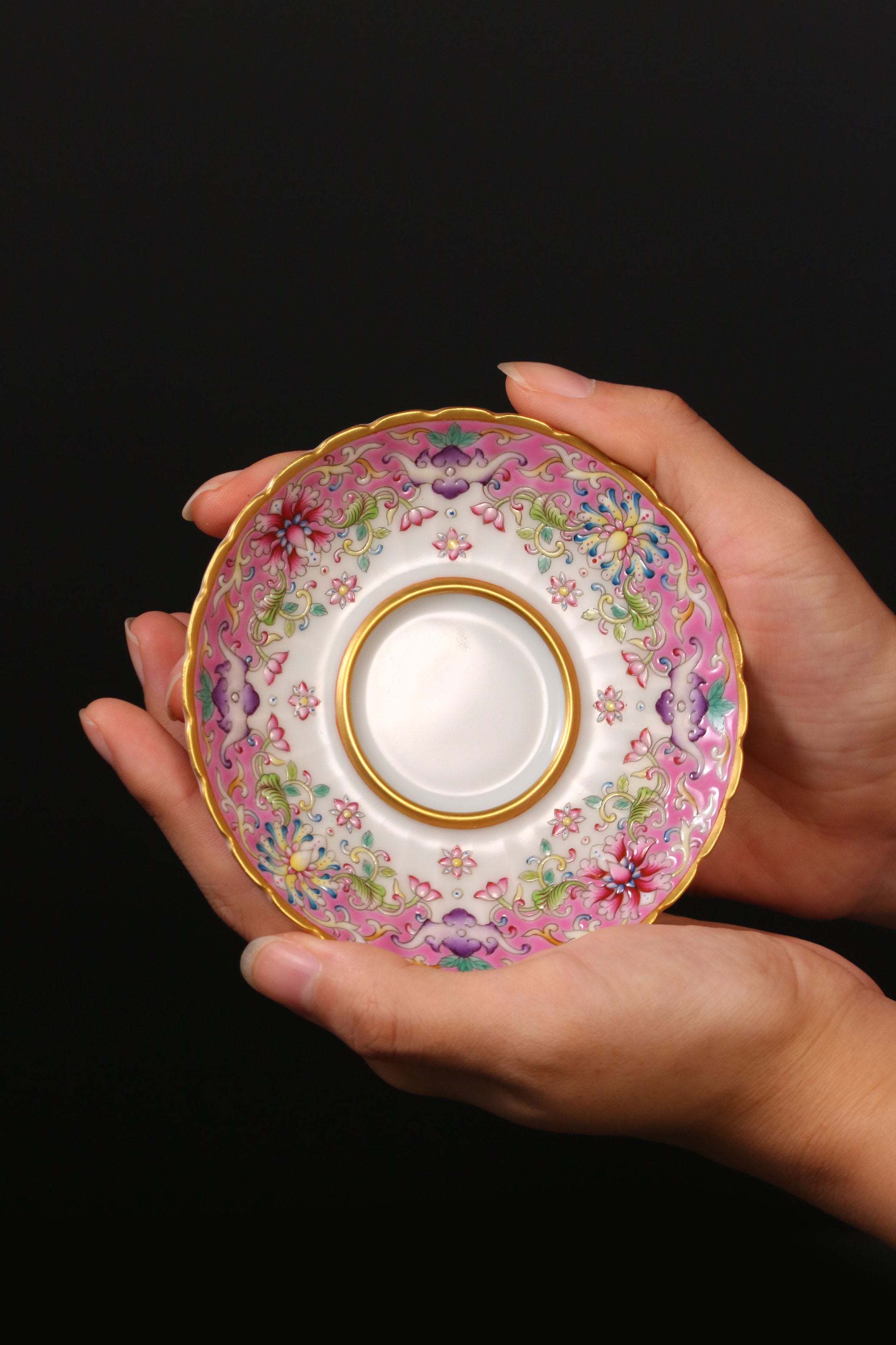 Dayazhai Lotus and Chrysanthemum Petal Cup