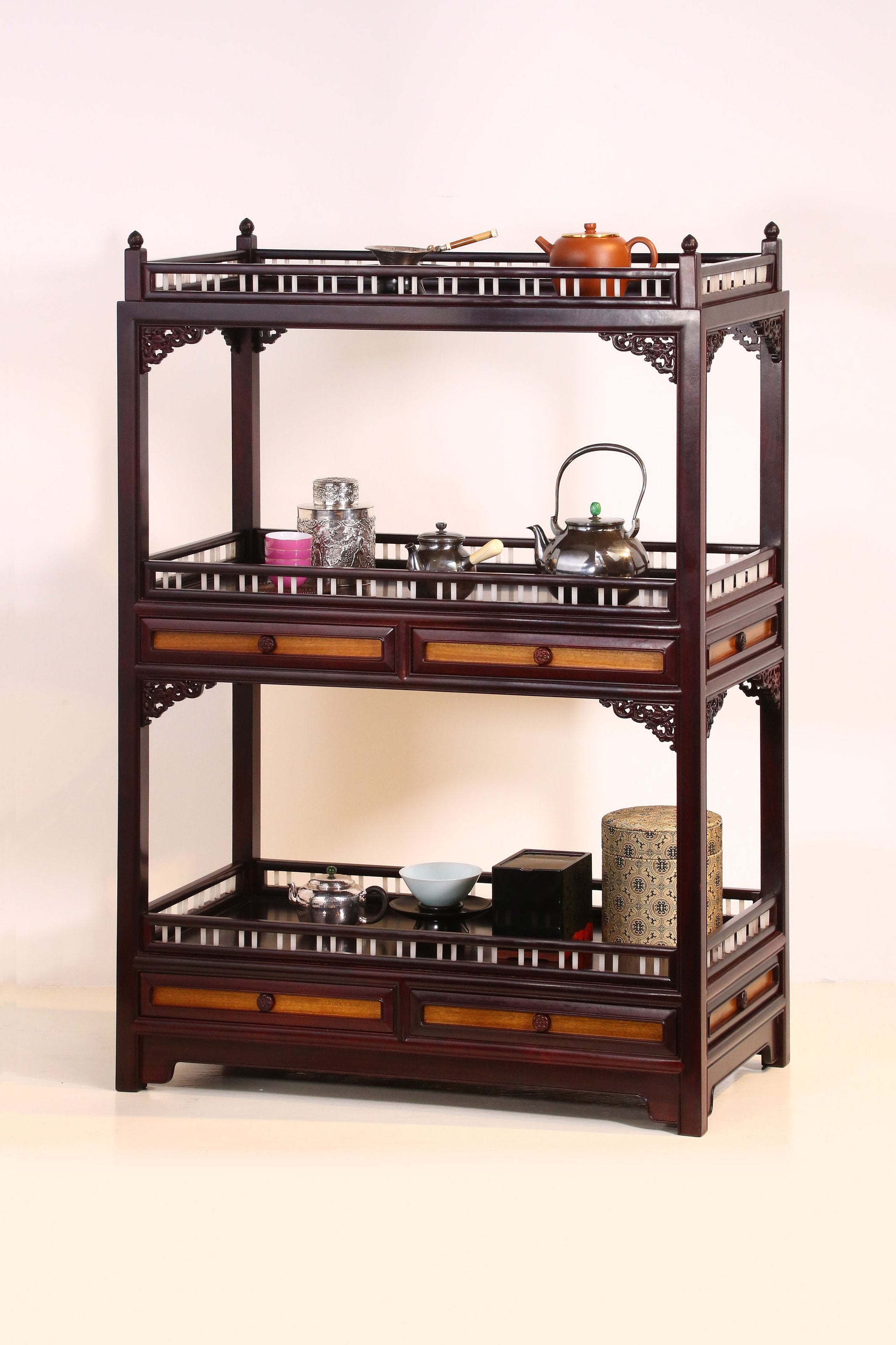 Qianlong Tea Stand
