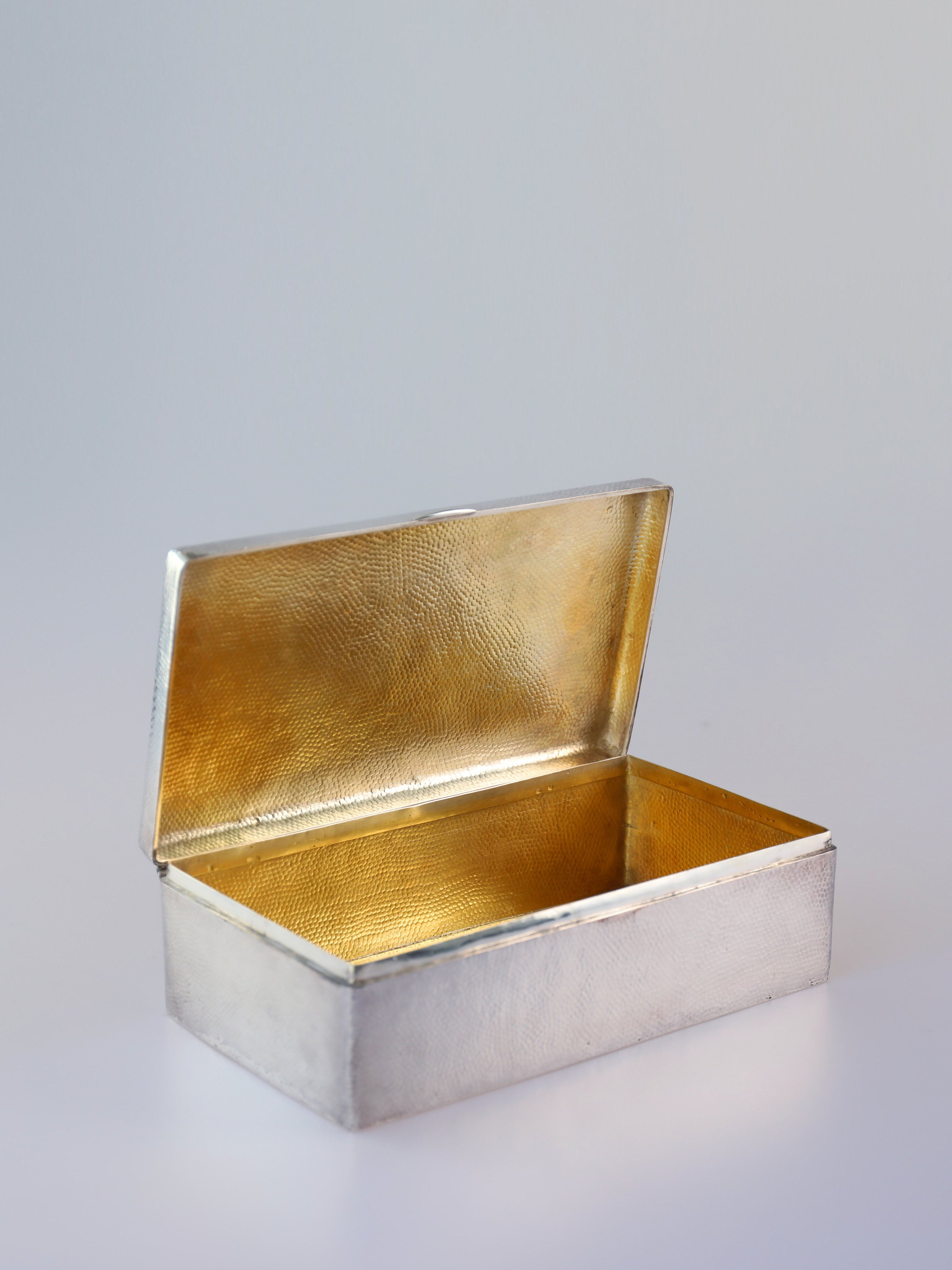 Large Chinese-made pure silver tea/cigar box