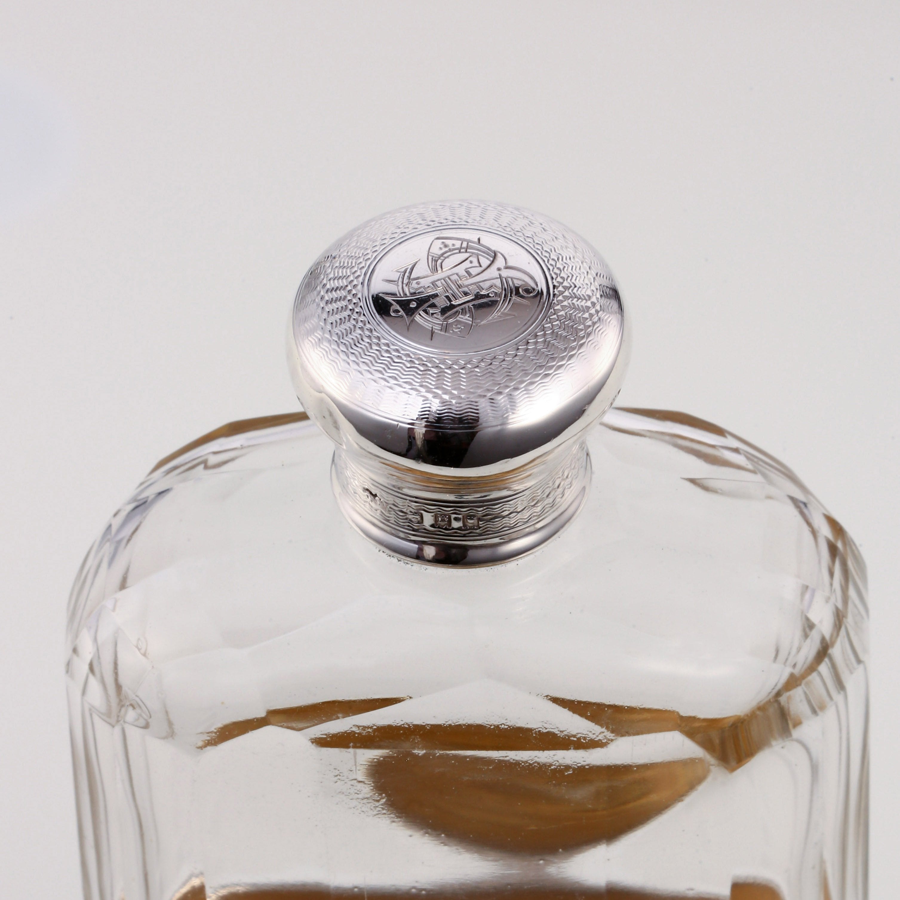 1918 British sterling silver gilt flask