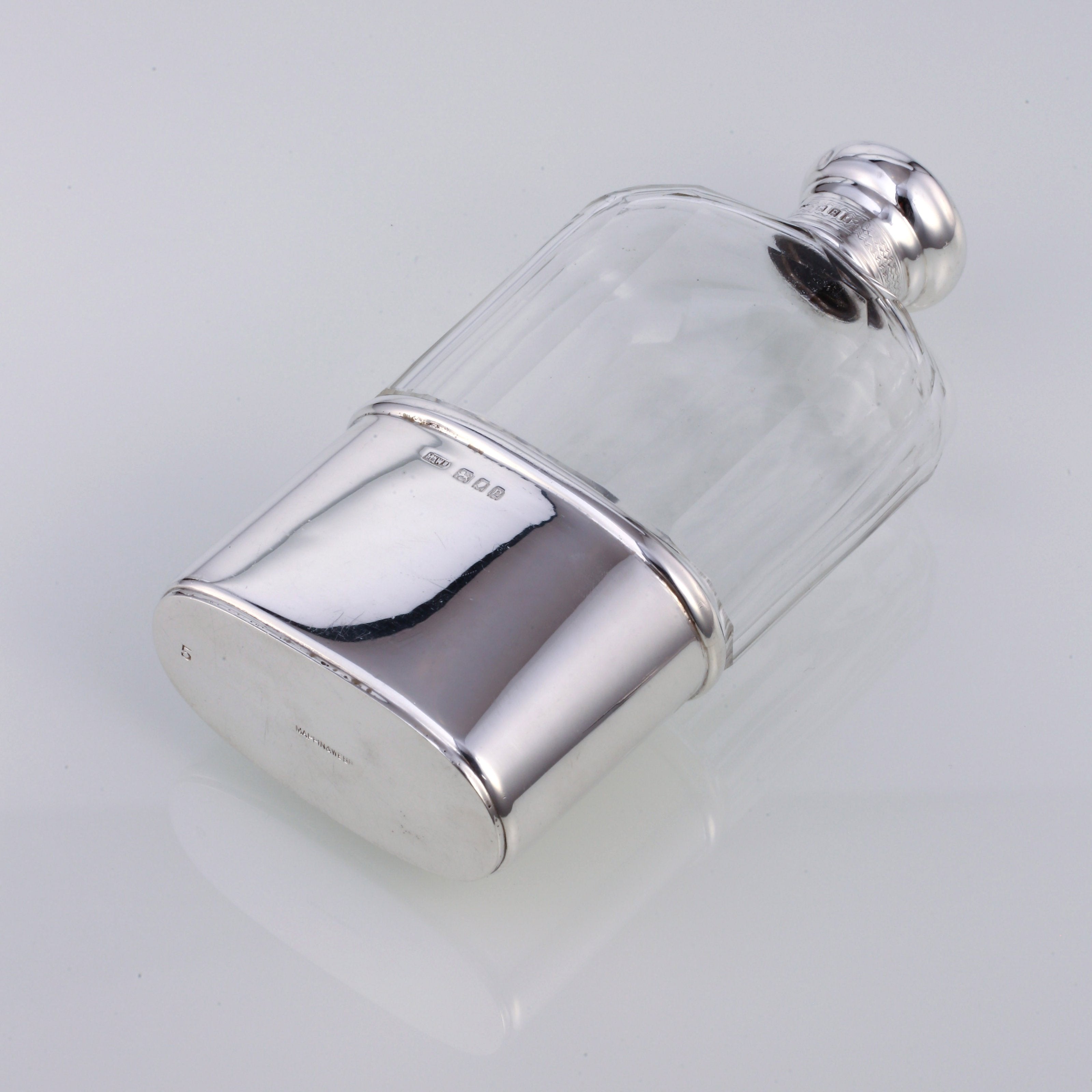 1918 British sterling silver gilt flask