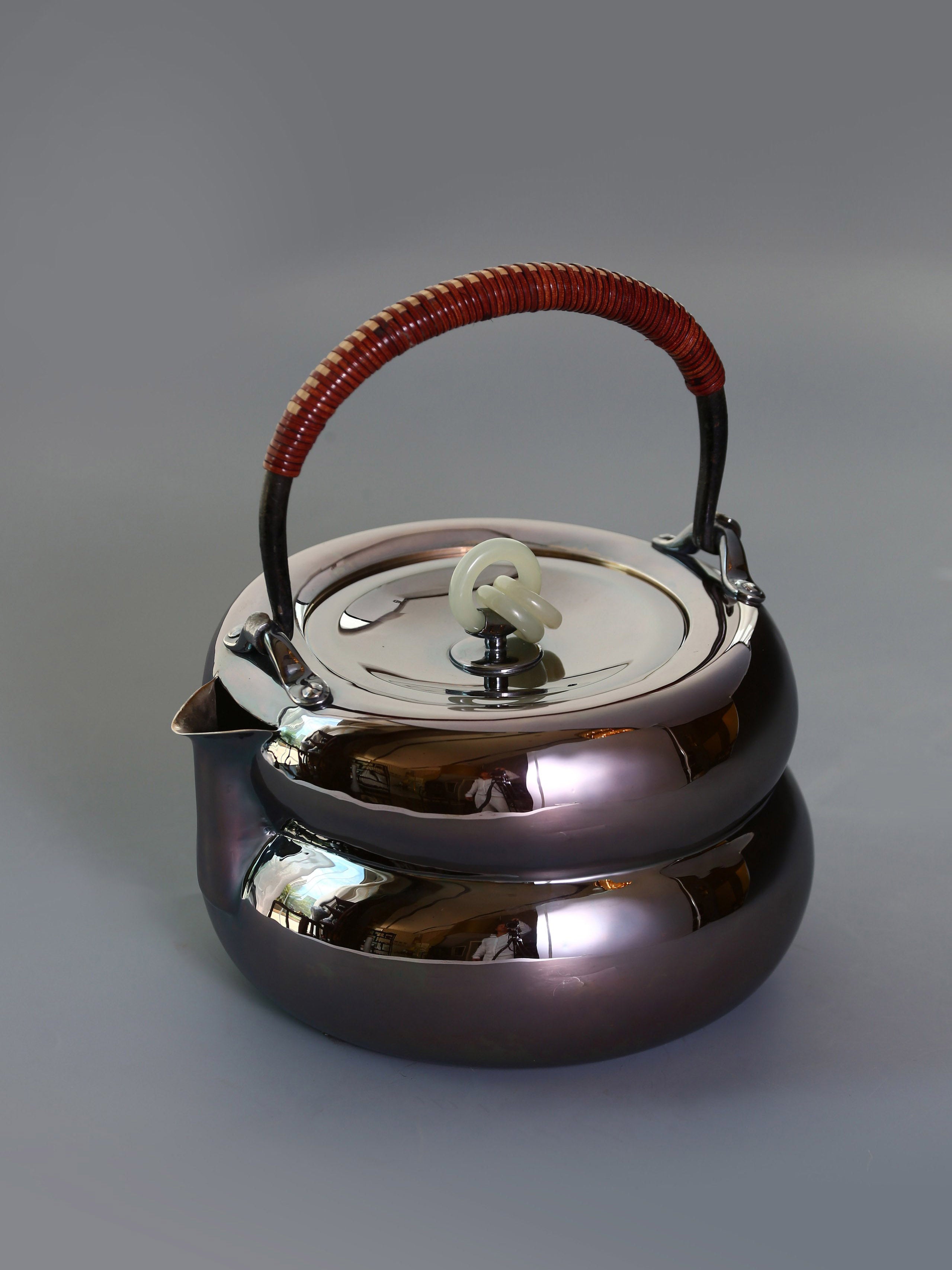 A pure silver gourd mouth produces a pure silver pot