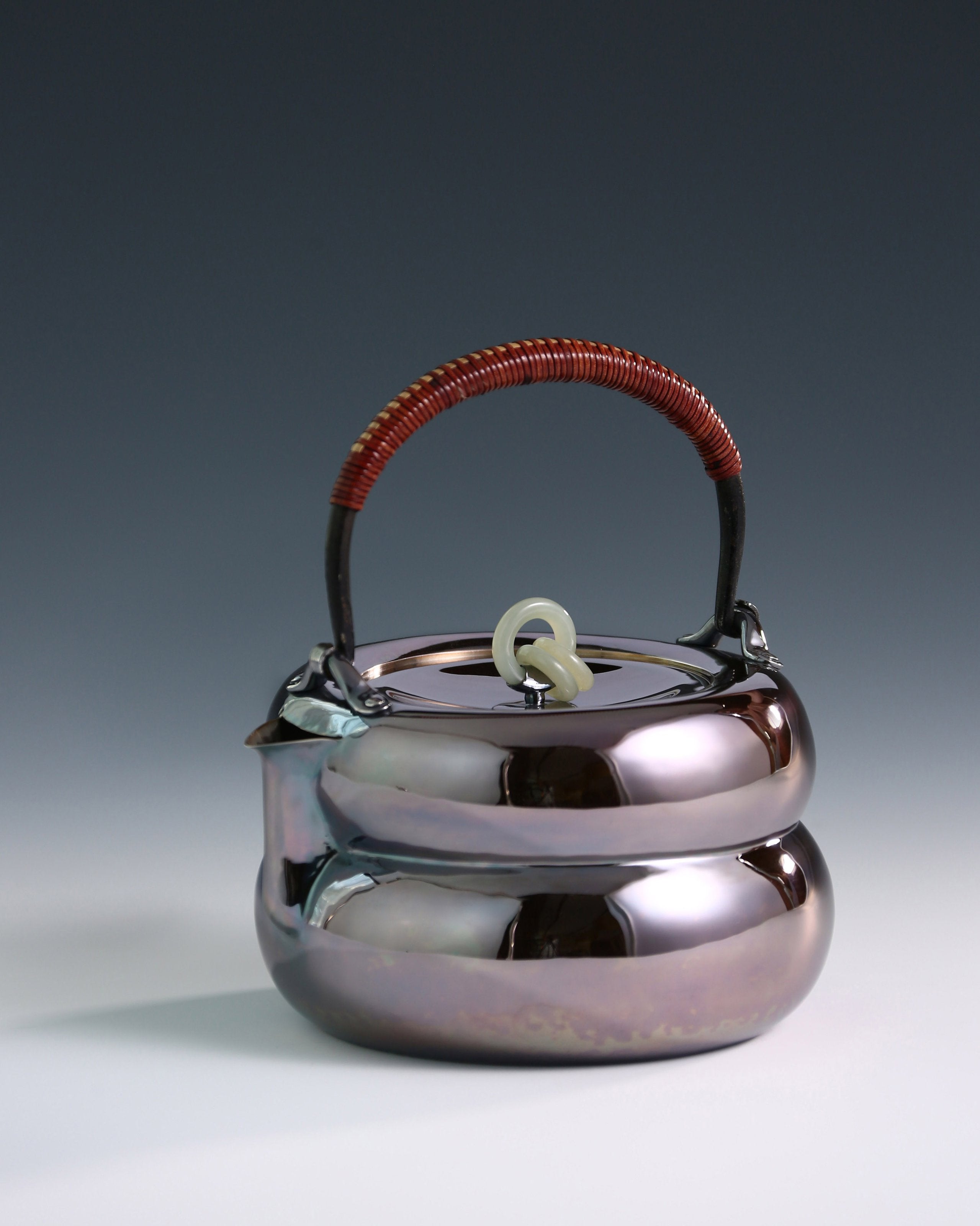 A pure silver gourd mouth produces a pure silver pot