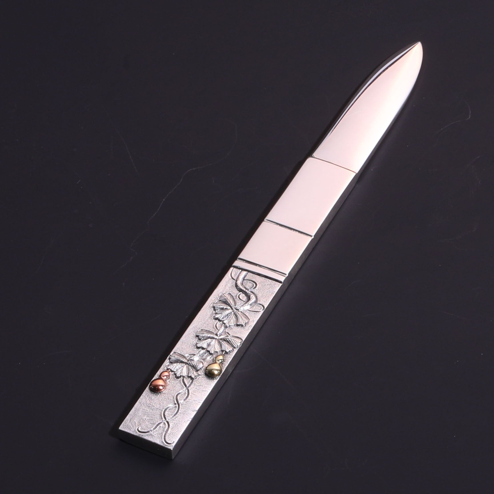 Gold and silver inlaid tea knife | tea pick