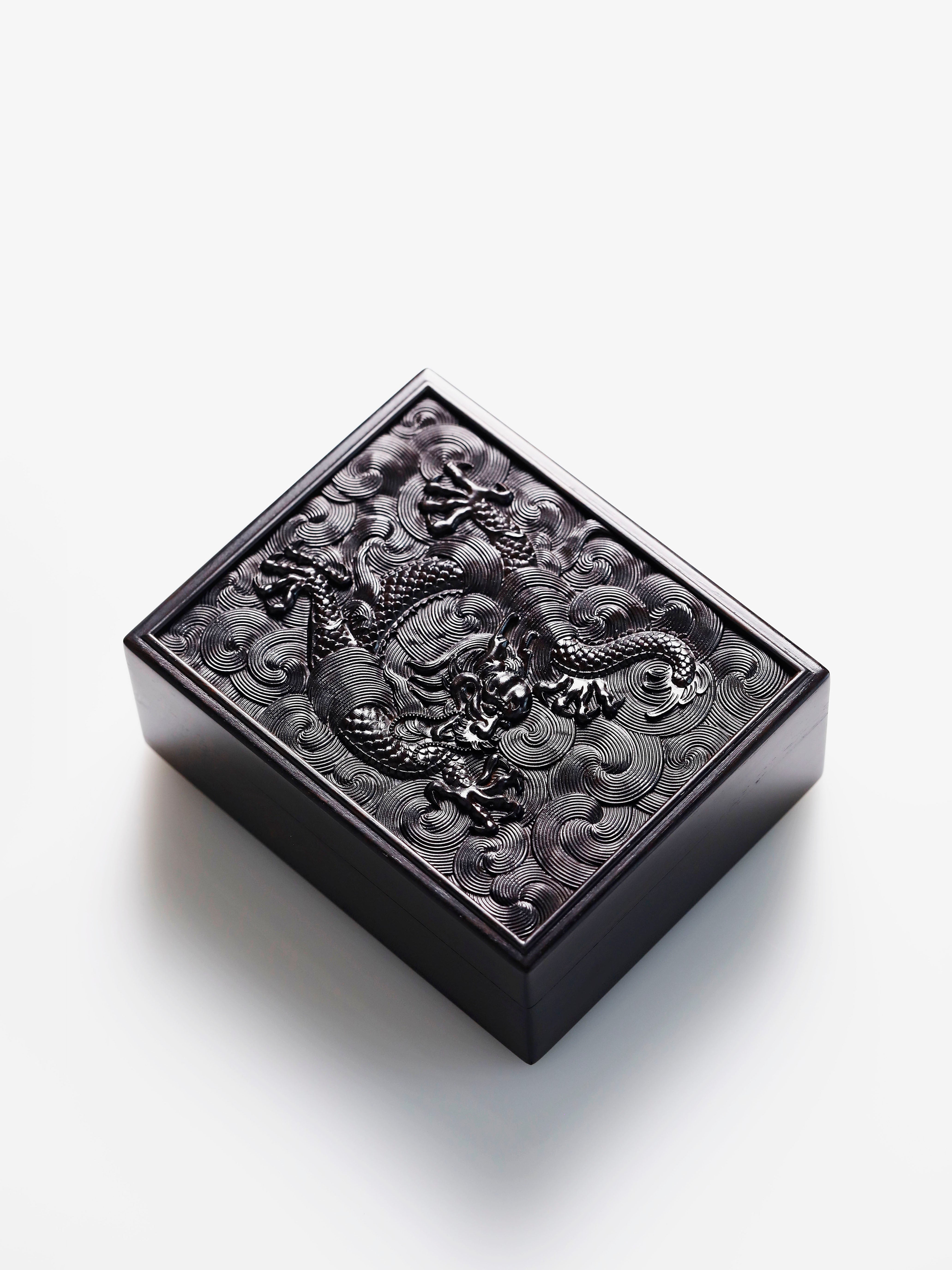 Purple Sandalwood Dragon Soaring Ten Thousand Miles Small Tea Box
