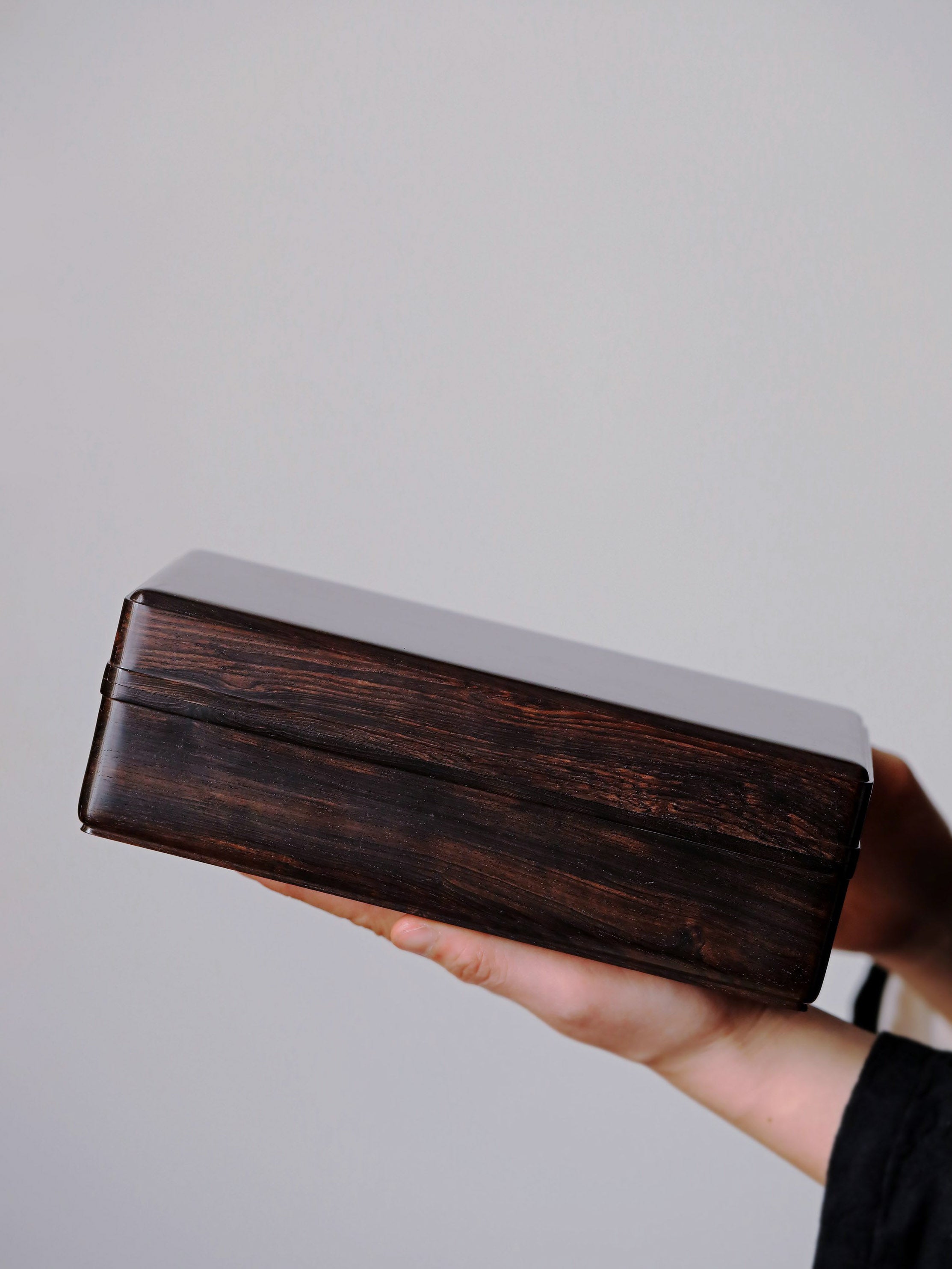 Purple sandalwood stationery box