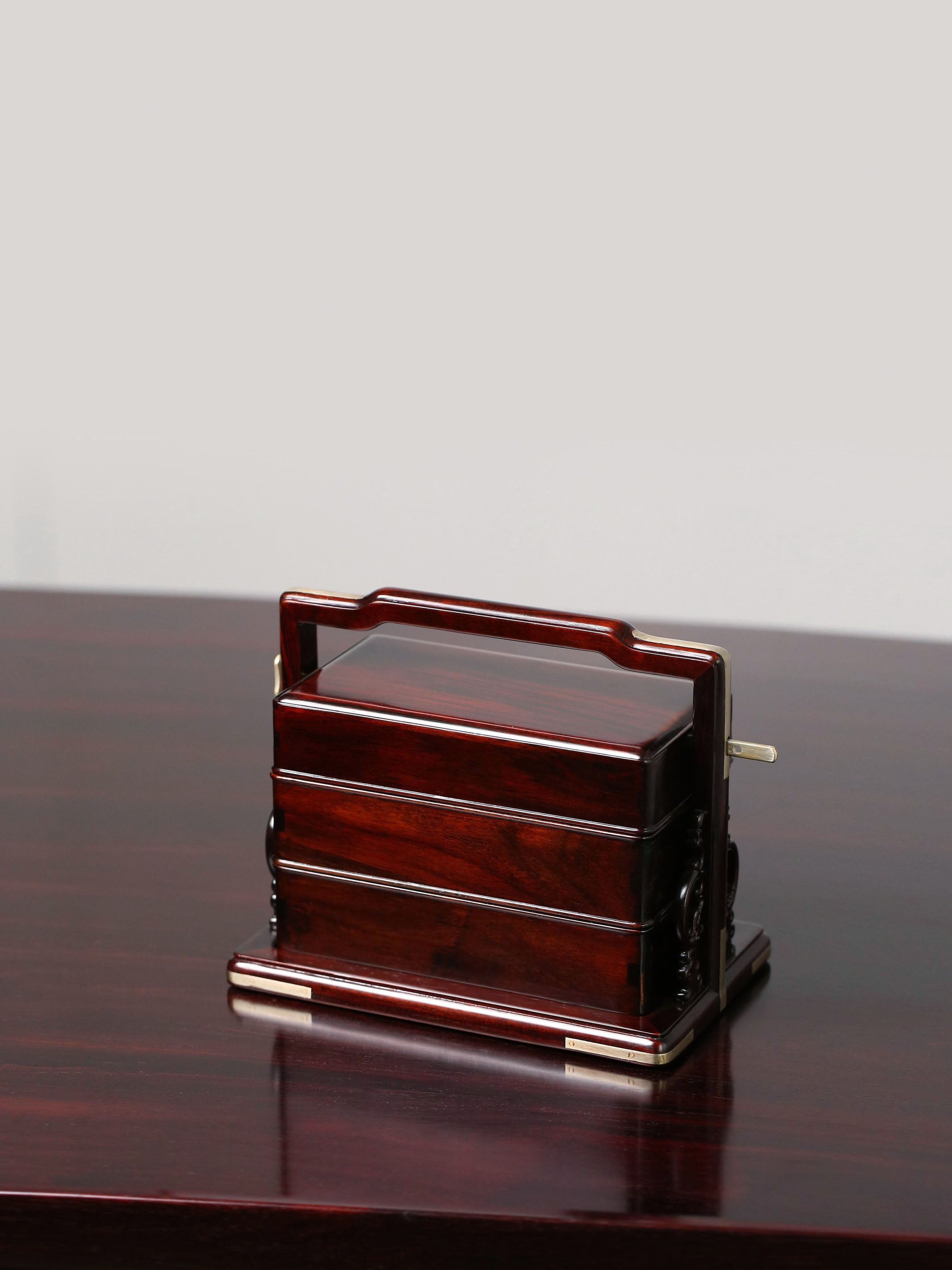 Double-layered red sandalwood carrying box