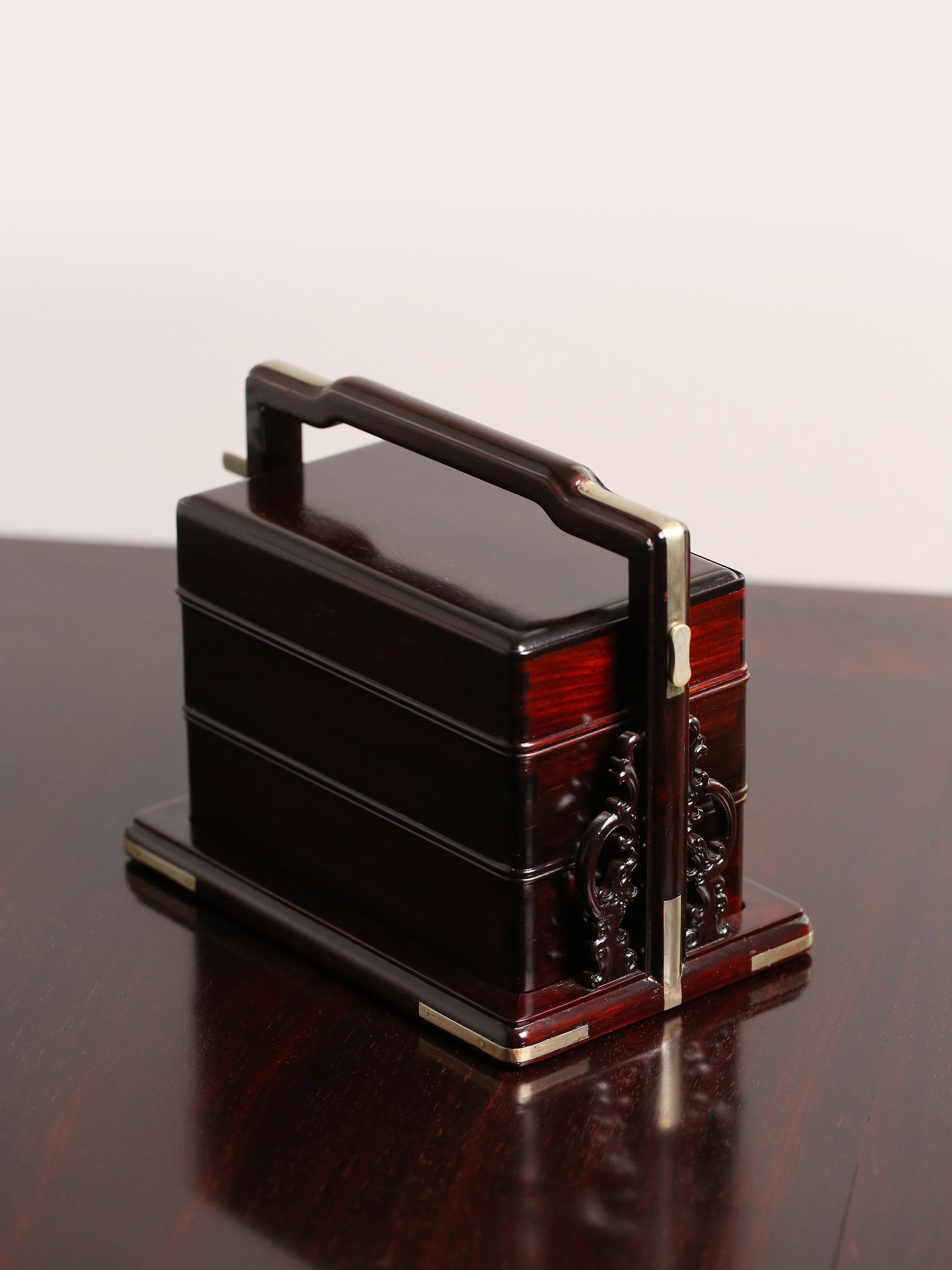Double-layered red sandalwood carrying box