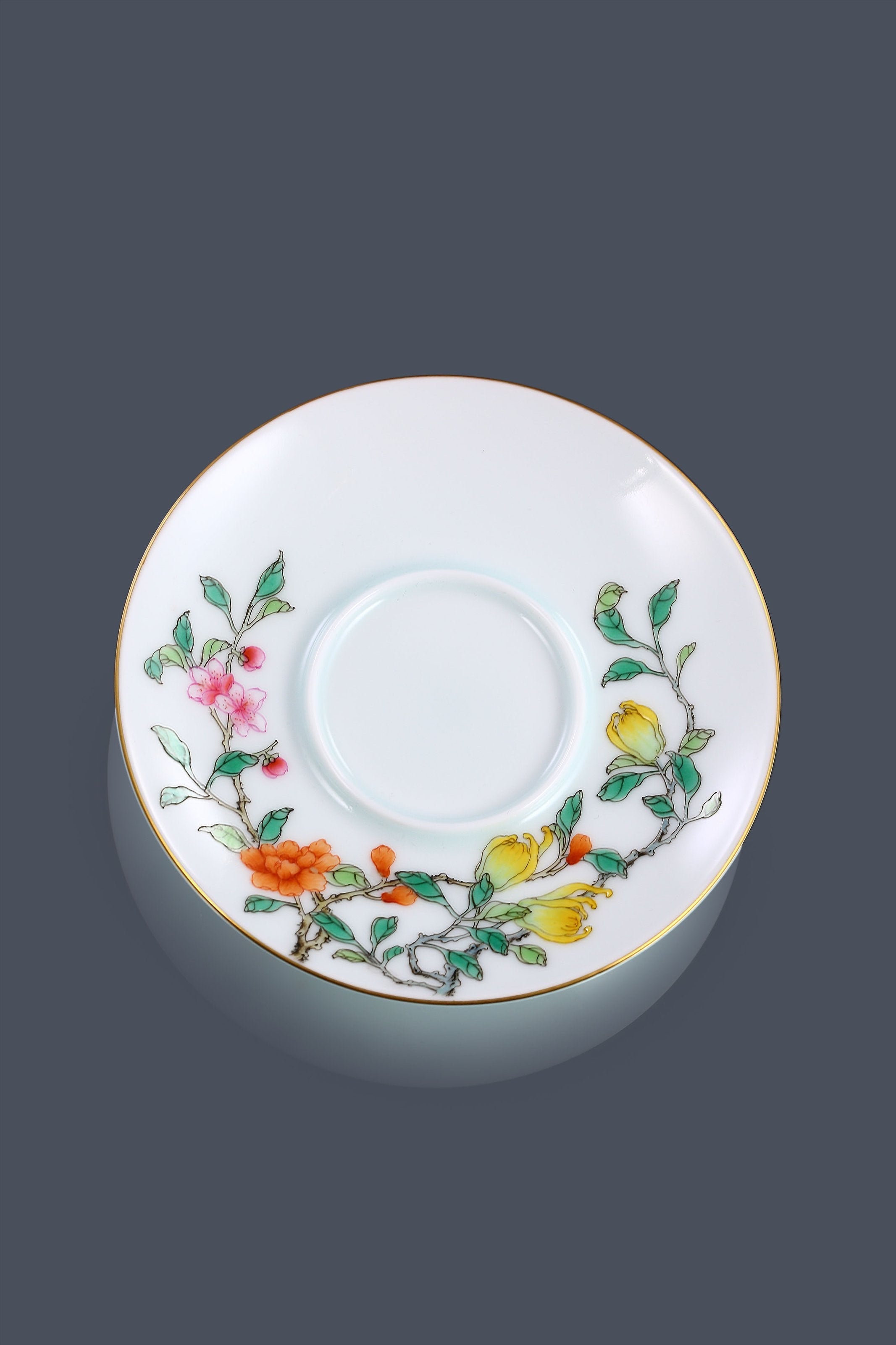 Three Abundances Harmony Covered Bowl