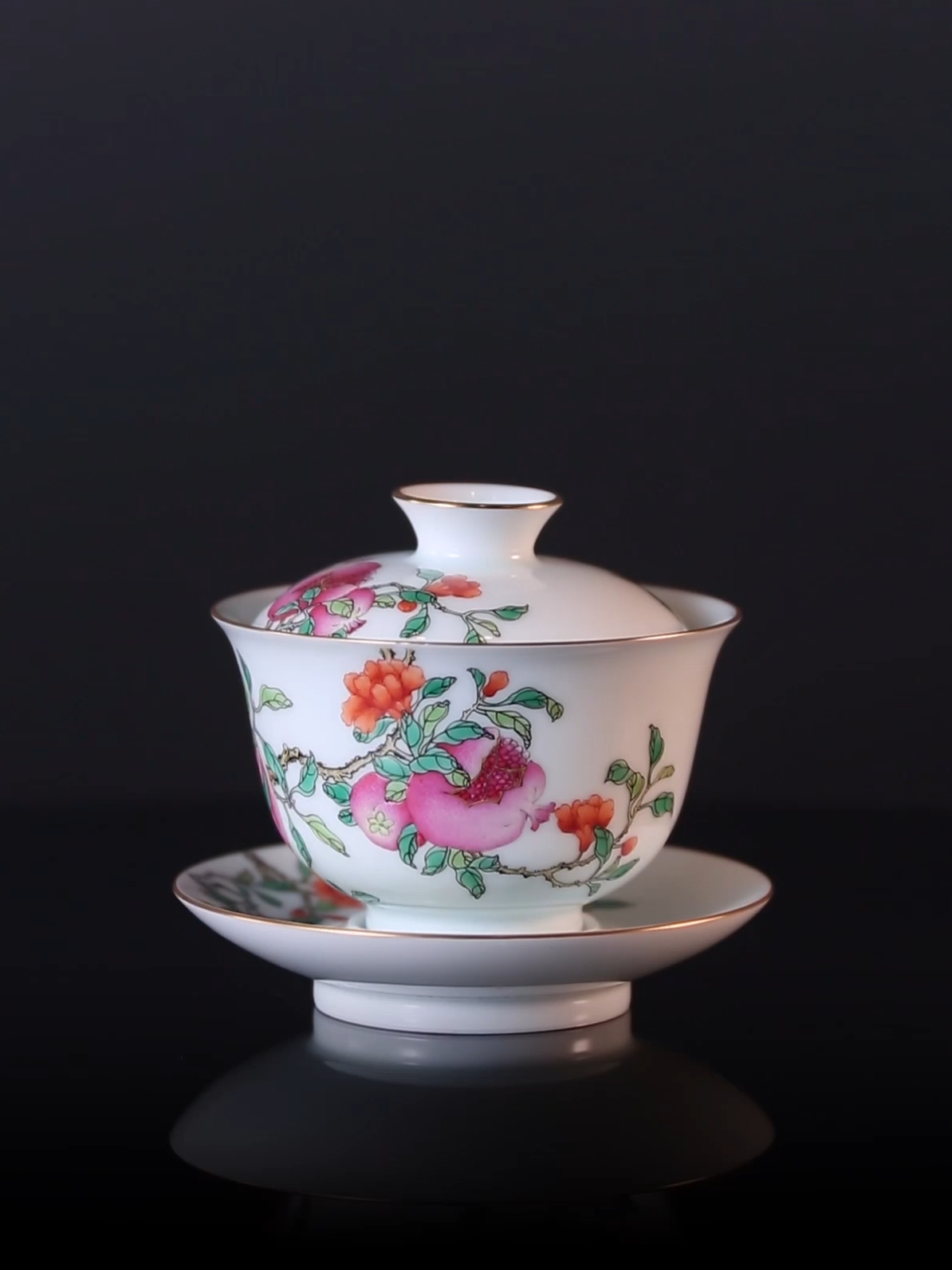 Three Abundances Harmony Covered Bowl