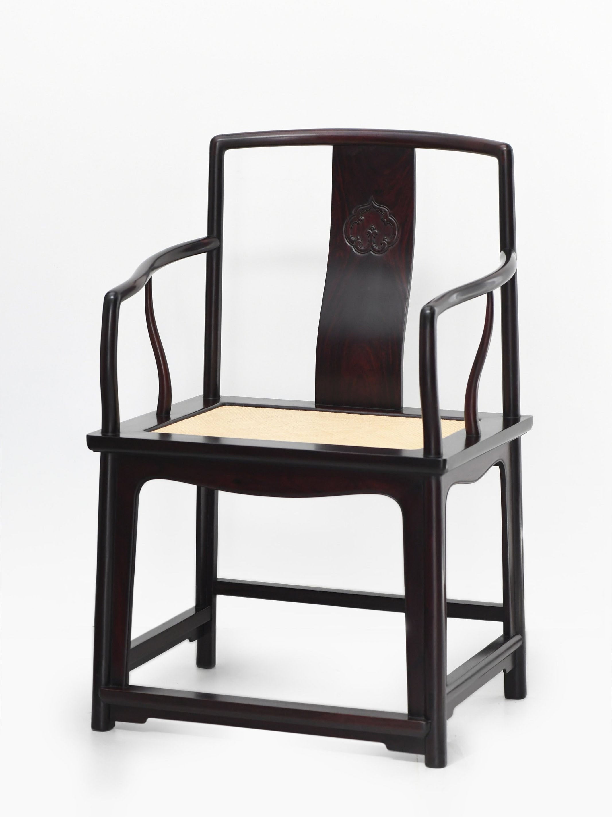 Dayatang Tea Chair / Ruyi Pattern Low Southern Official's Hat Chair
