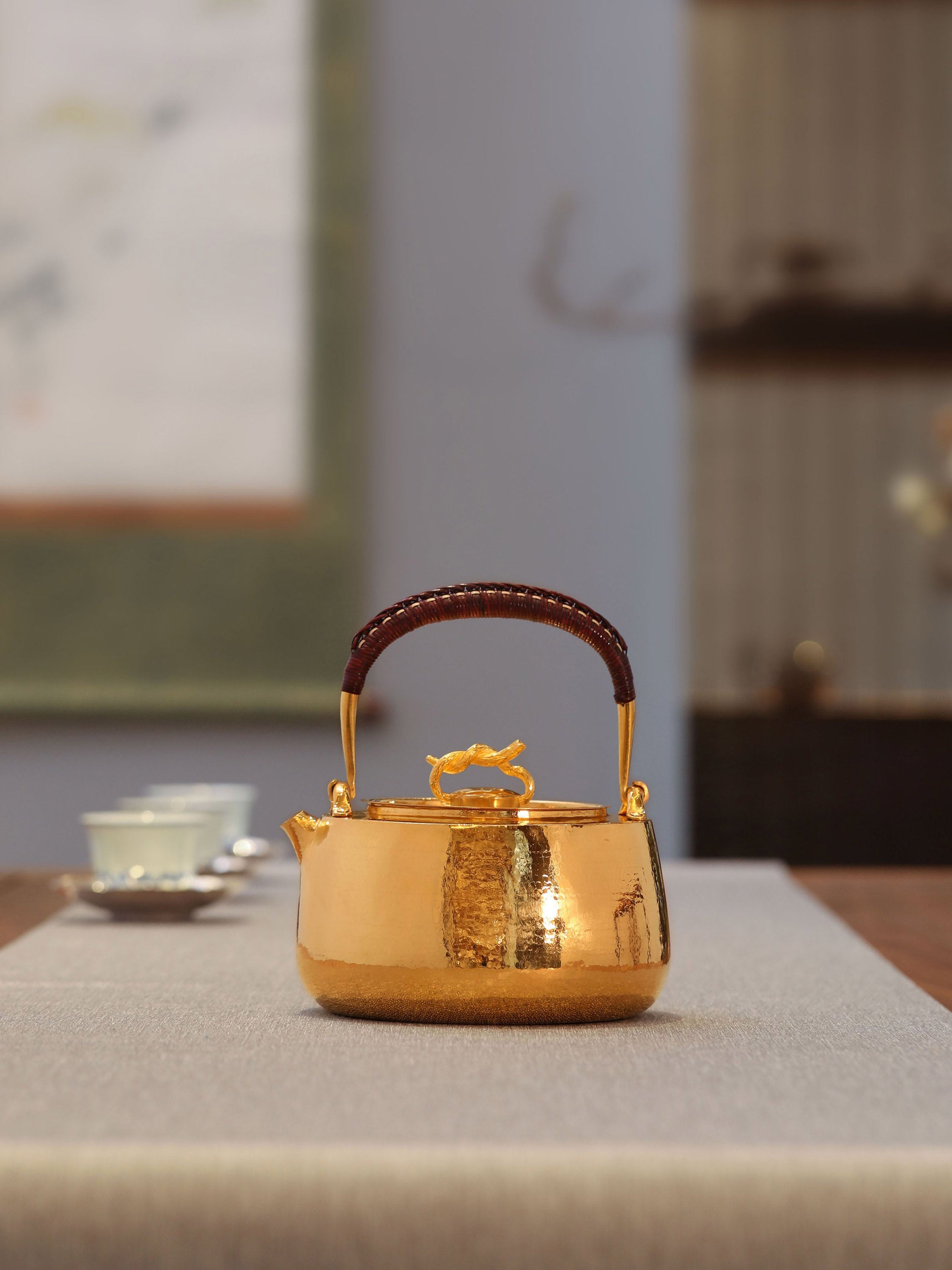 Daya Hall Pure Gold and Pure Silver Gilded Platform Teapot