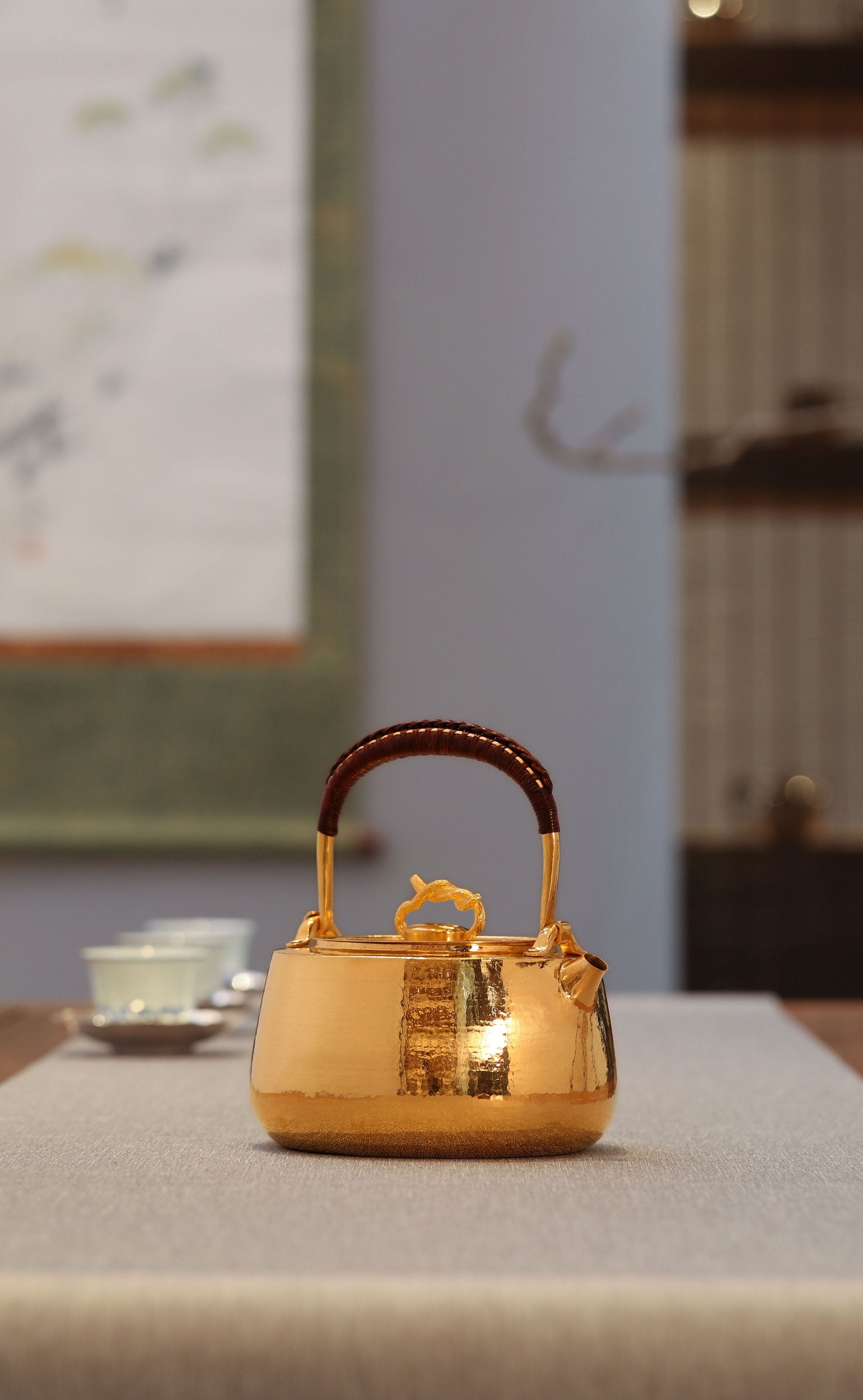 Daya Hall Pure Gold and Pure Silver Gilded Platform Teapot