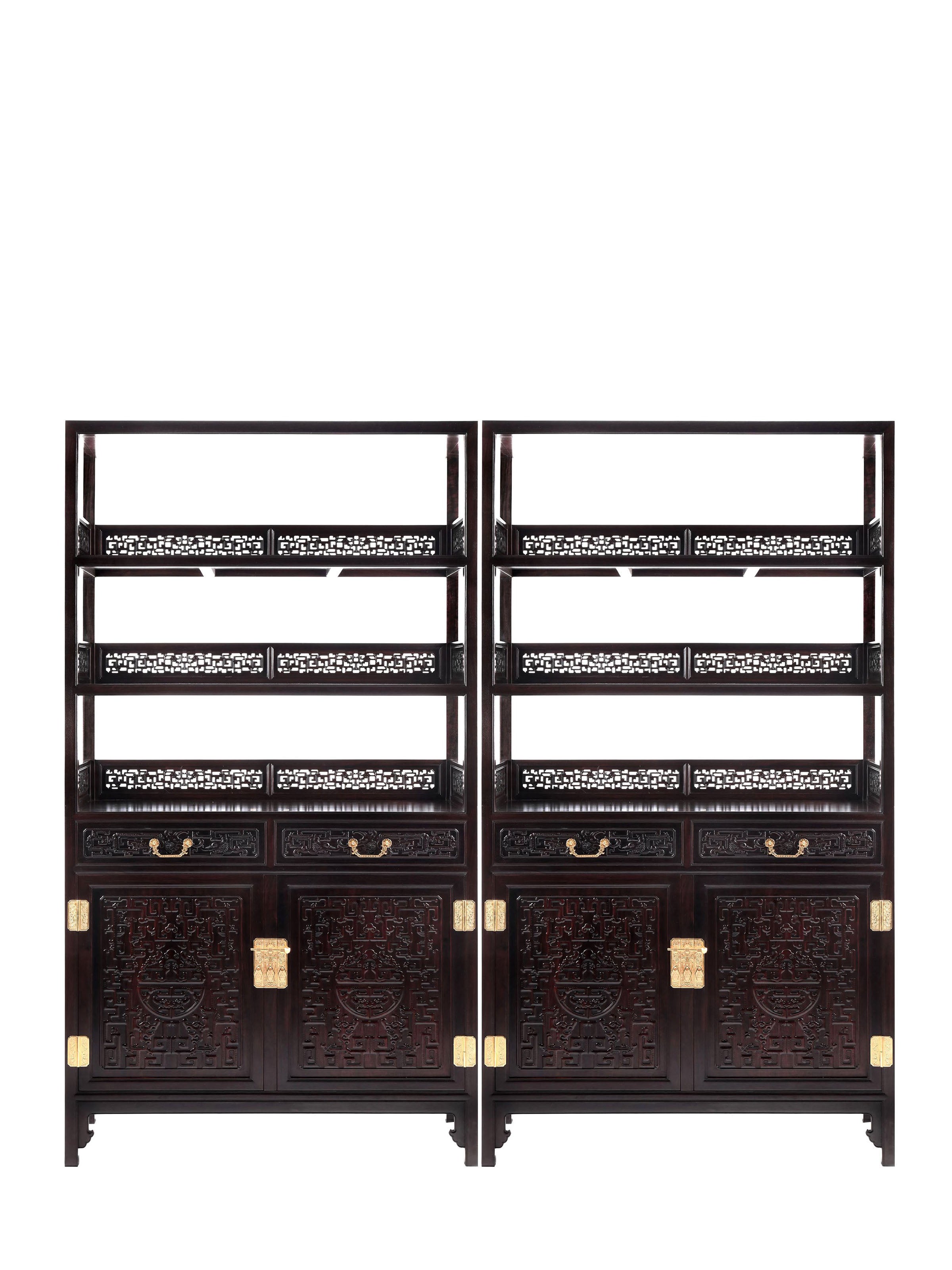 Carved dragon pattern bookcase