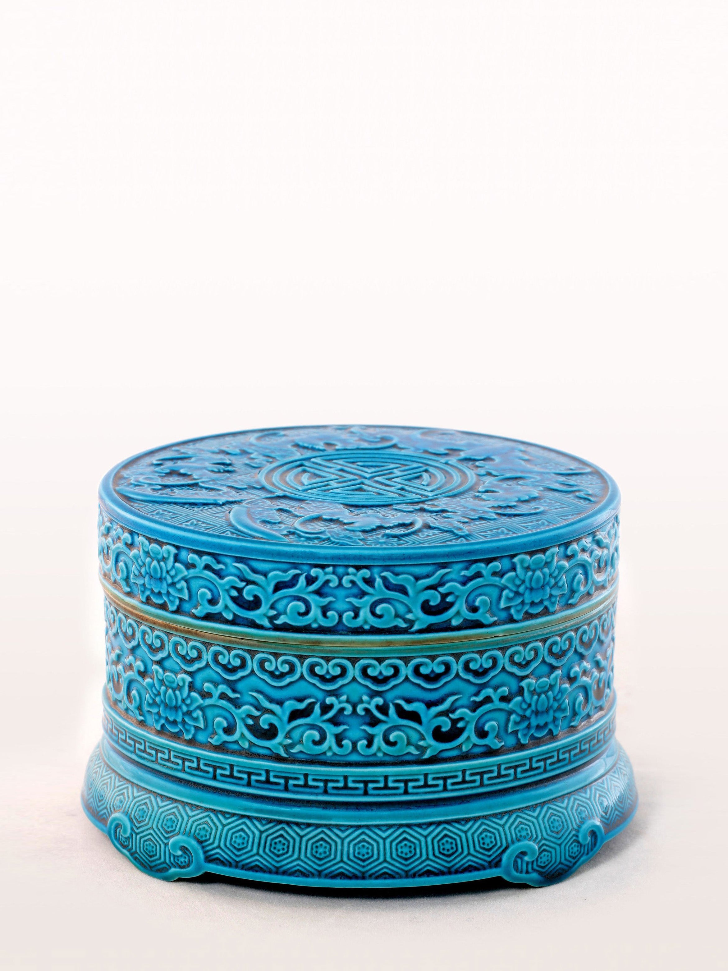 Fa Cui Wan Fu Seal Box