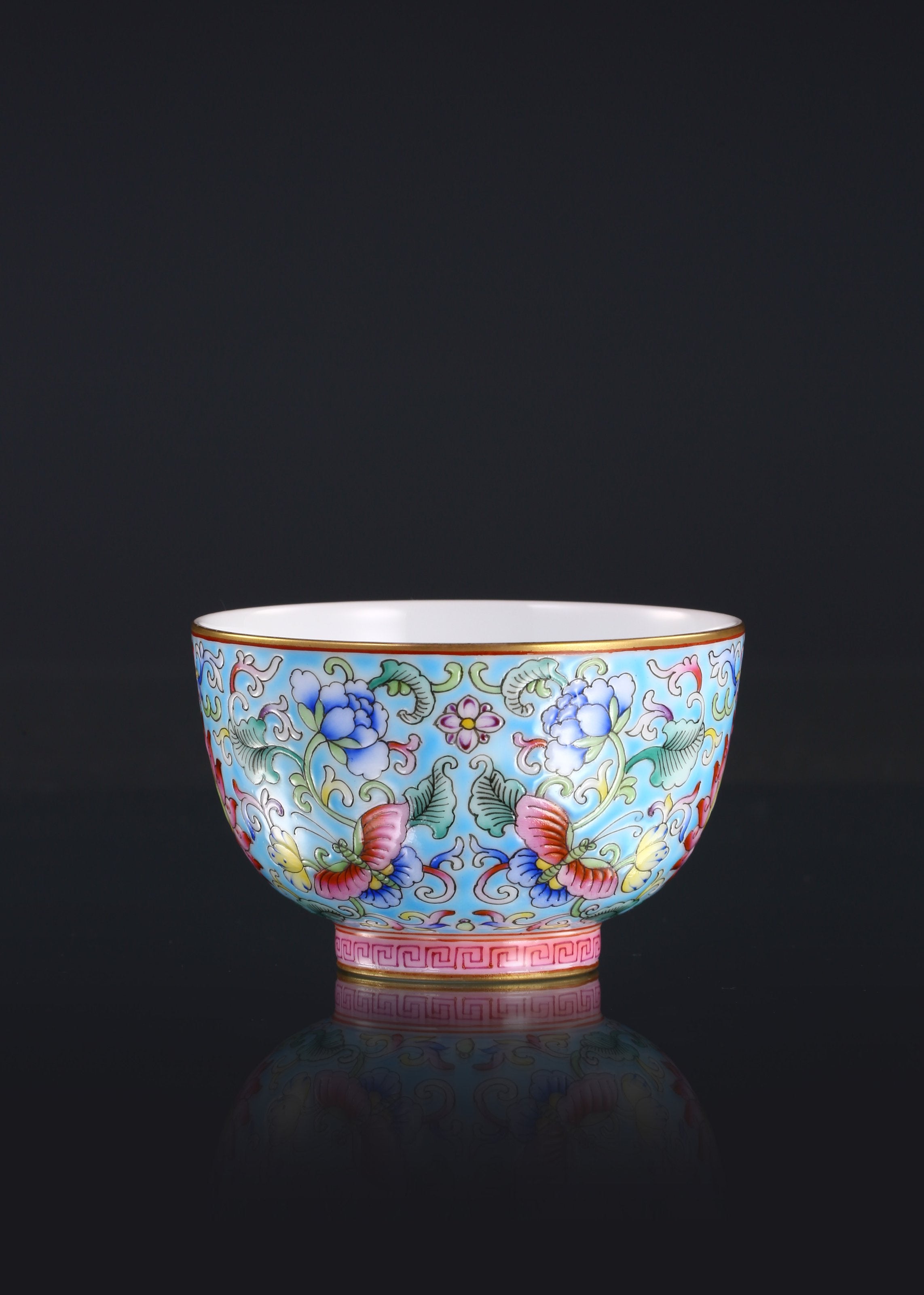 Dayazhai Enamel-Painted Cup with Scrolling Floral and Lotus Design