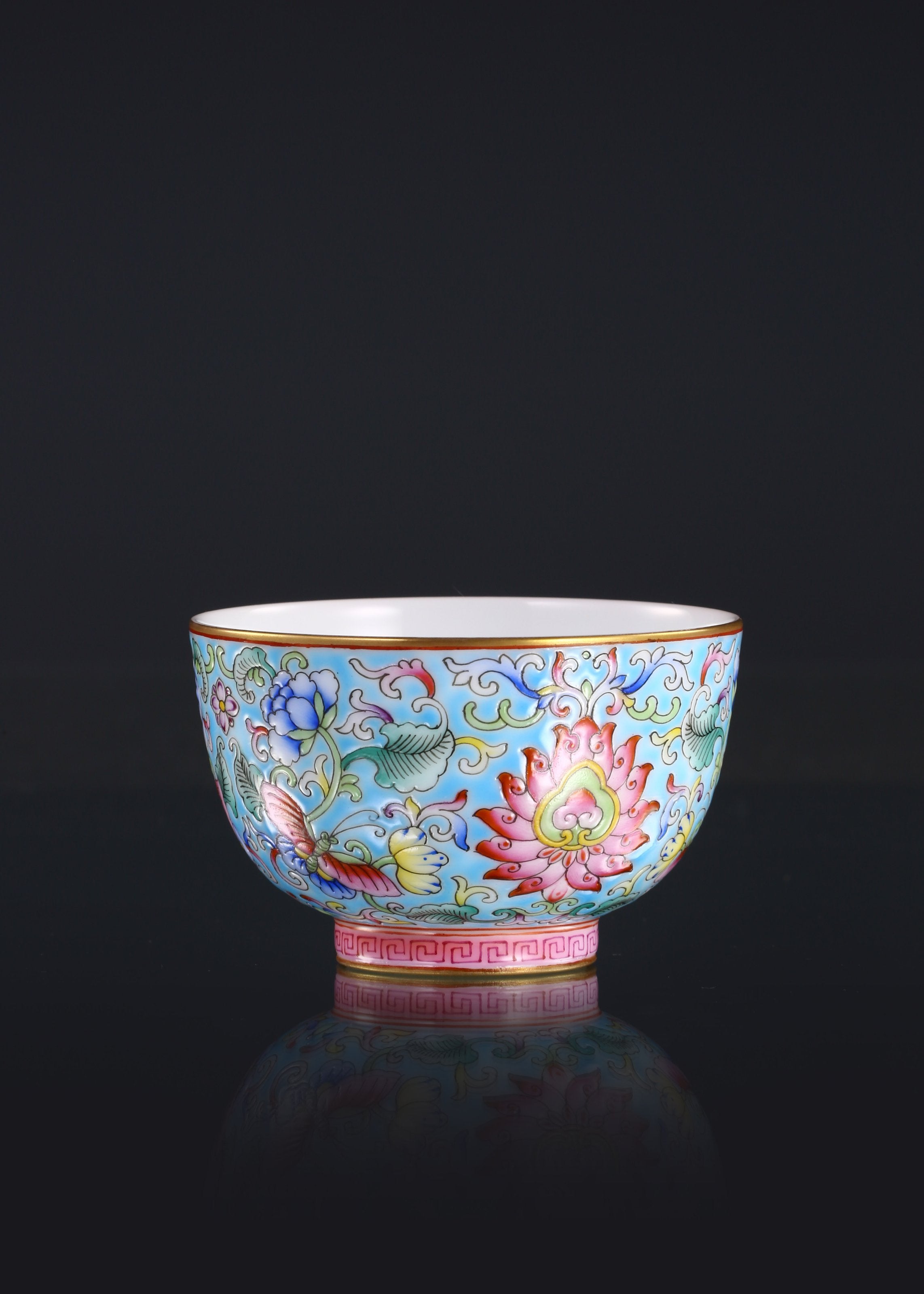 Dayazhai Enamel-Painted Cup with Scrolling Floral and Lotus Design