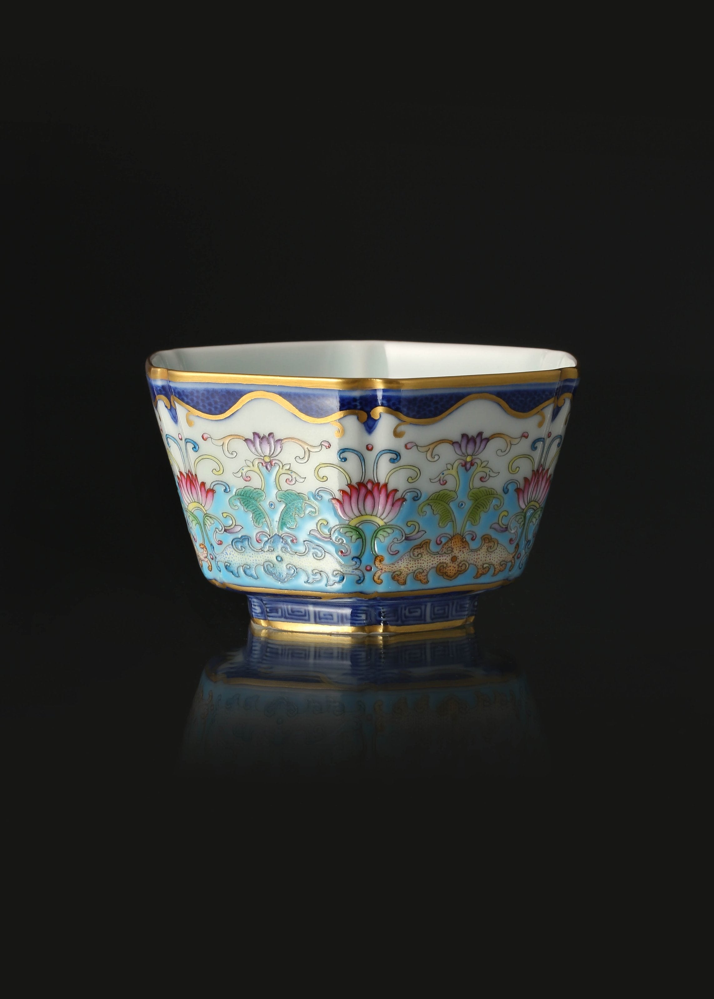 Dayazhai Enamel Auspicious Six-Sided Cup